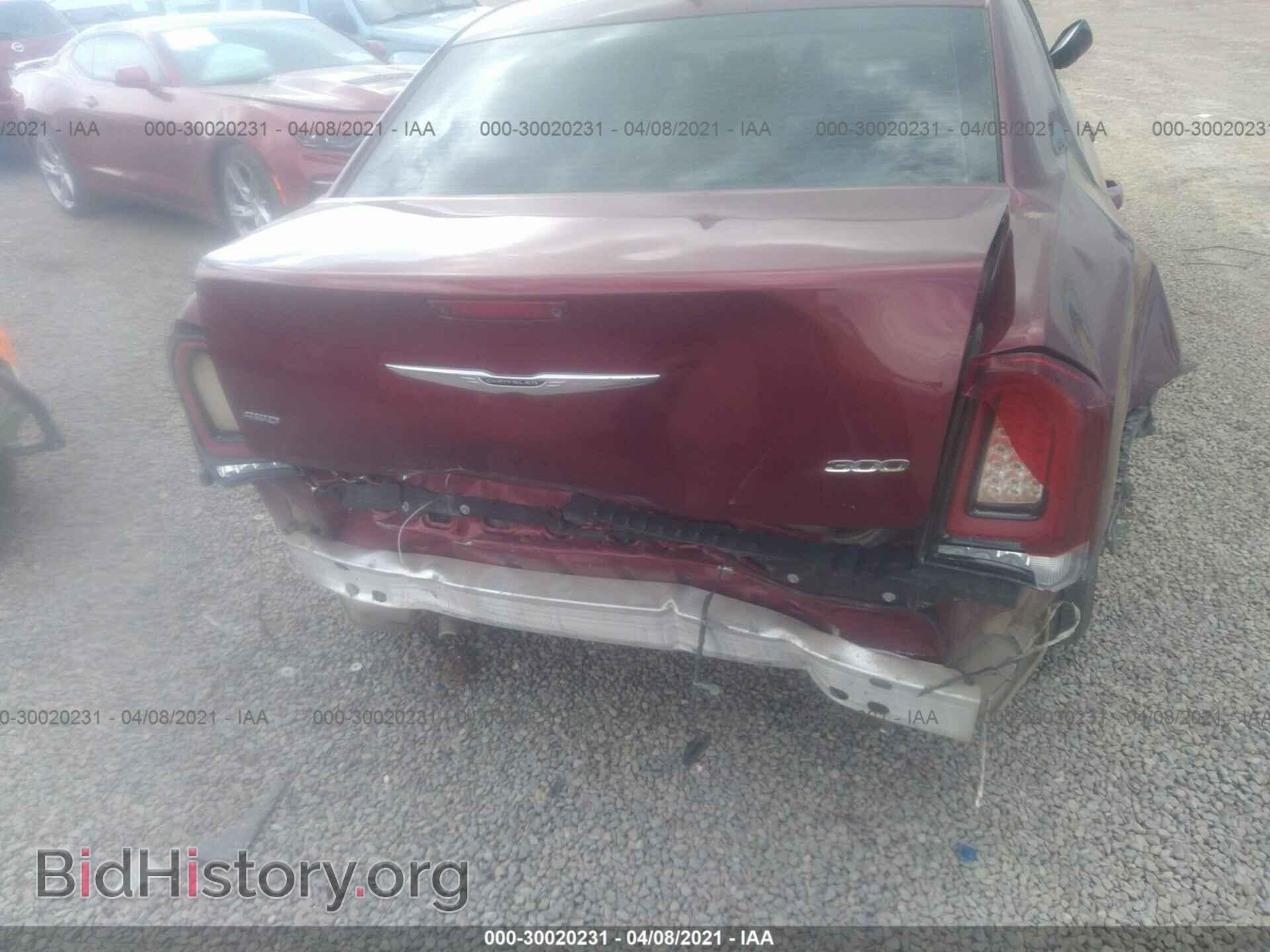 2019 CHRYSLER 300 - VIN: 2C3CCARGXKH649219 - Фото 6