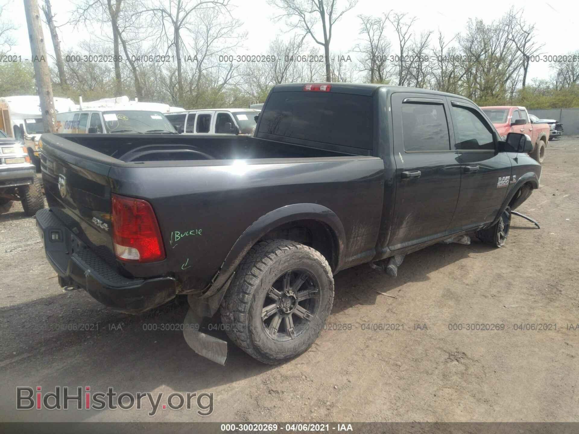 2015 RAM 2500 - VIN: 3C6UR5CL4FG516142 - Фото 4