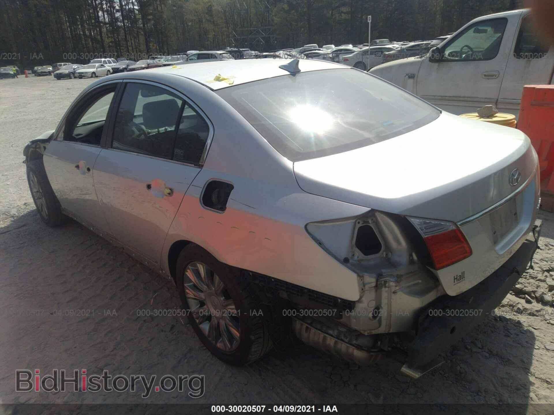 2009 HYUNDAI GENESIS - VIN: KMHGC46EX9U020029 - Фото 3