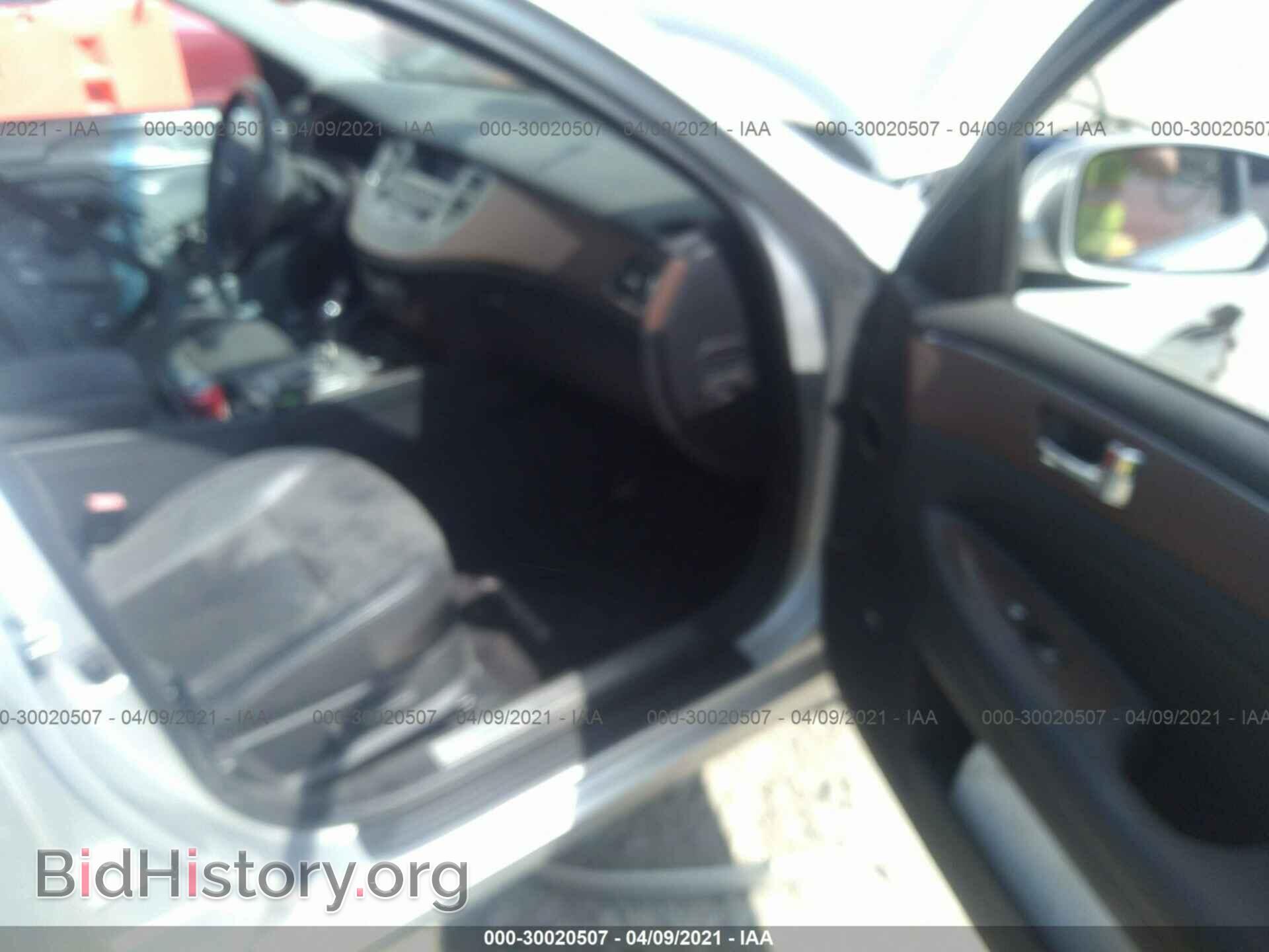 2009 HYUNDAI GENESIS - VIN: KMHGC46EX9U020029 - Фото 5