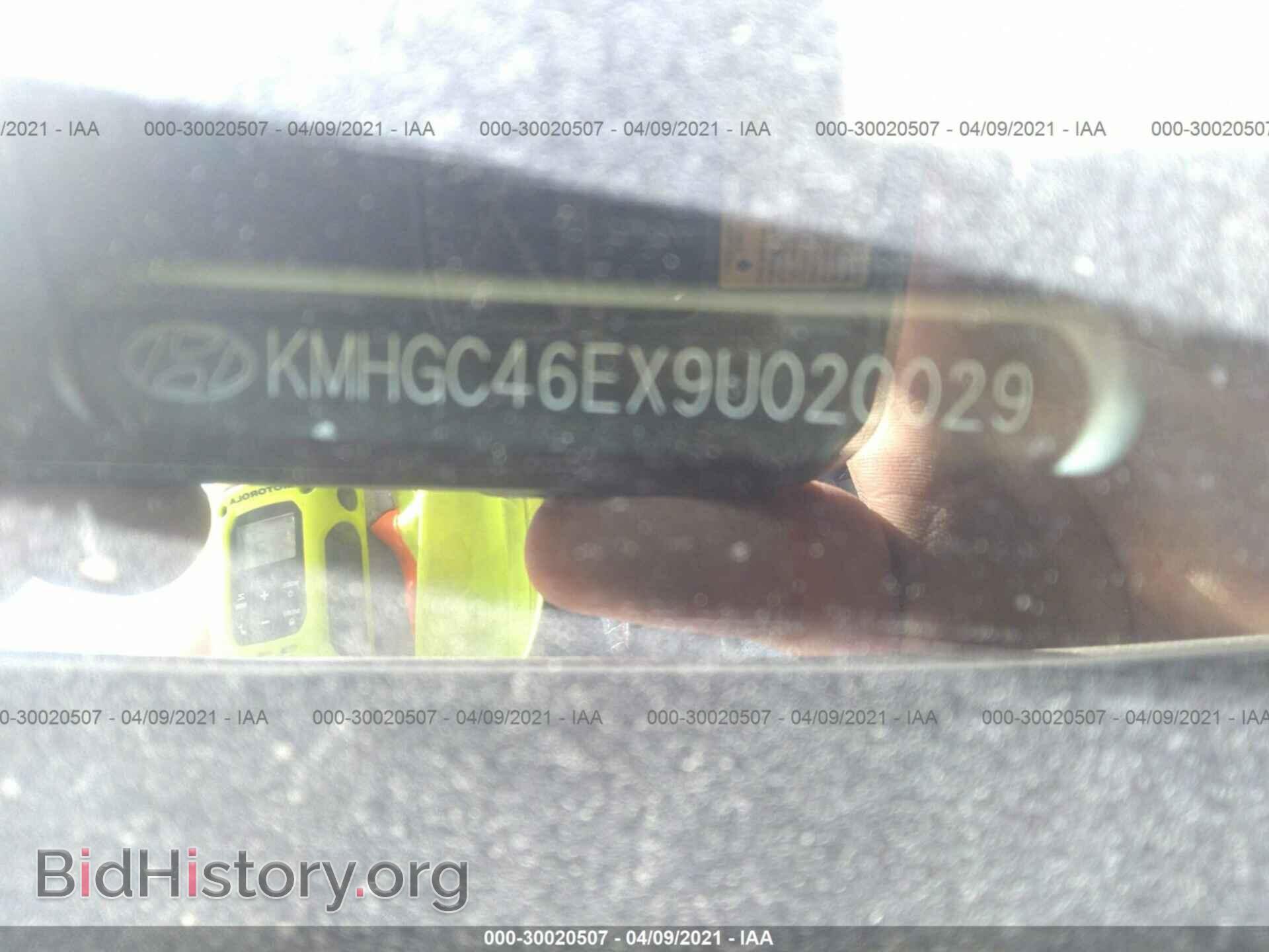 2009 HYUNDAI GENESIS - VIN: KMHGC46EX9U020029 - Фото 9