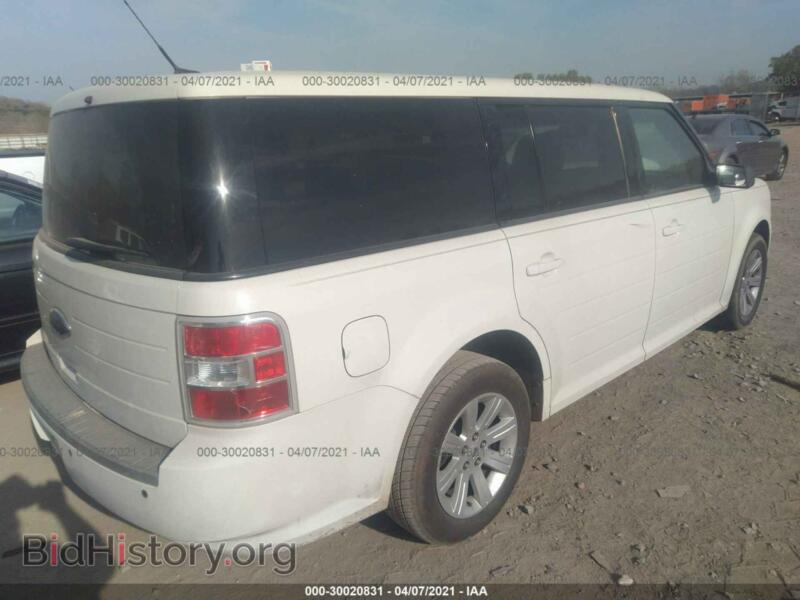 2010 Ford FLEX (VIN 2FMGK5BC4ABA91394) — фото 4 из 10