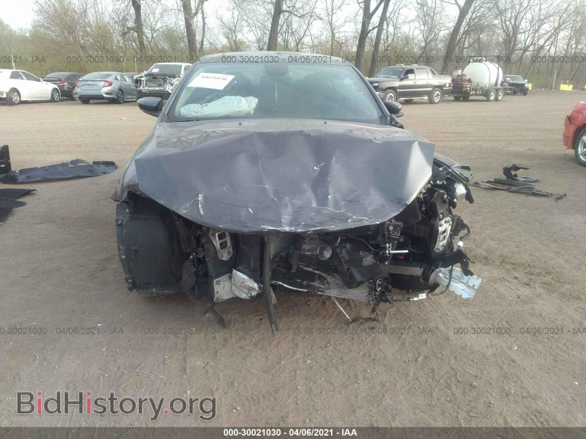 2015 CHRYSLER 200 - VIN: 1C3CCCAB9FN631156 - Фото 6