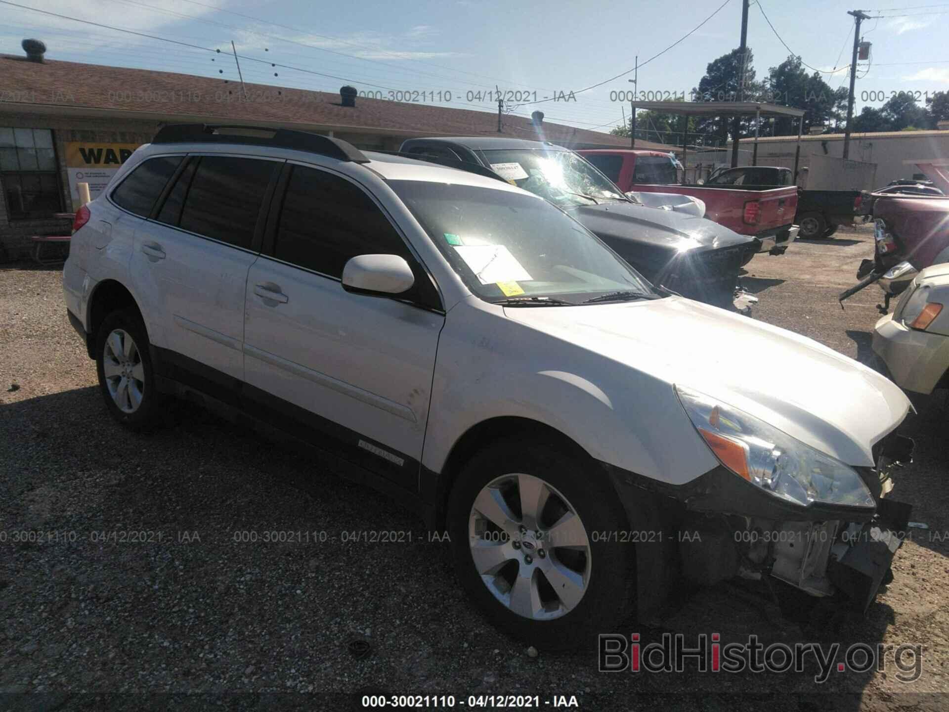 Photo 4S4BRCKC8C3250124 - SUBARU OUTBACK 2012