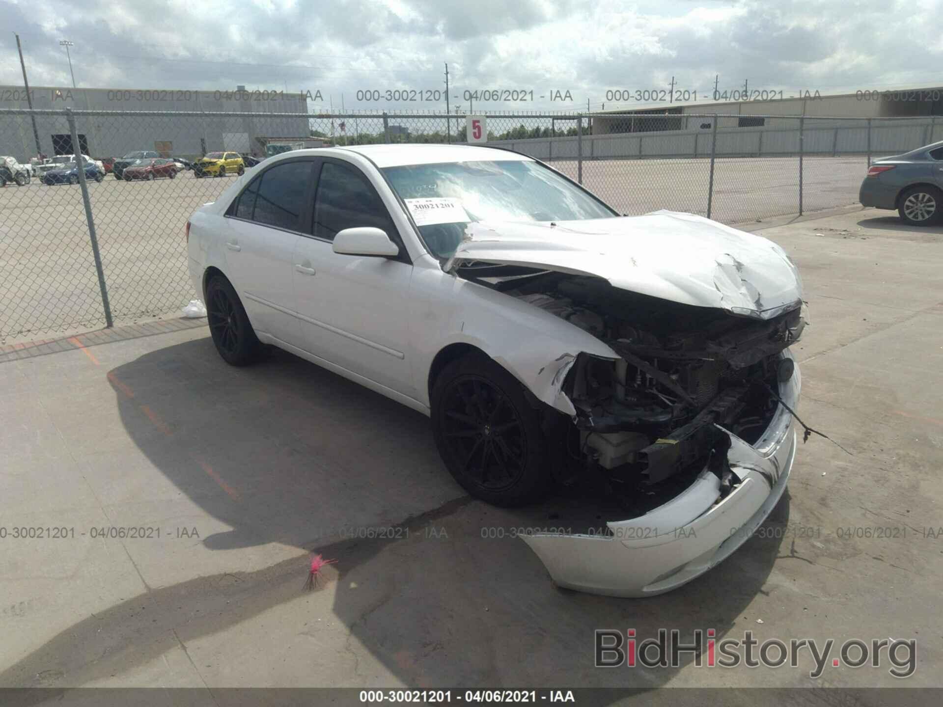 Photo 5NPEU46FX9H440997 - HYUNDAI SONATA 2009