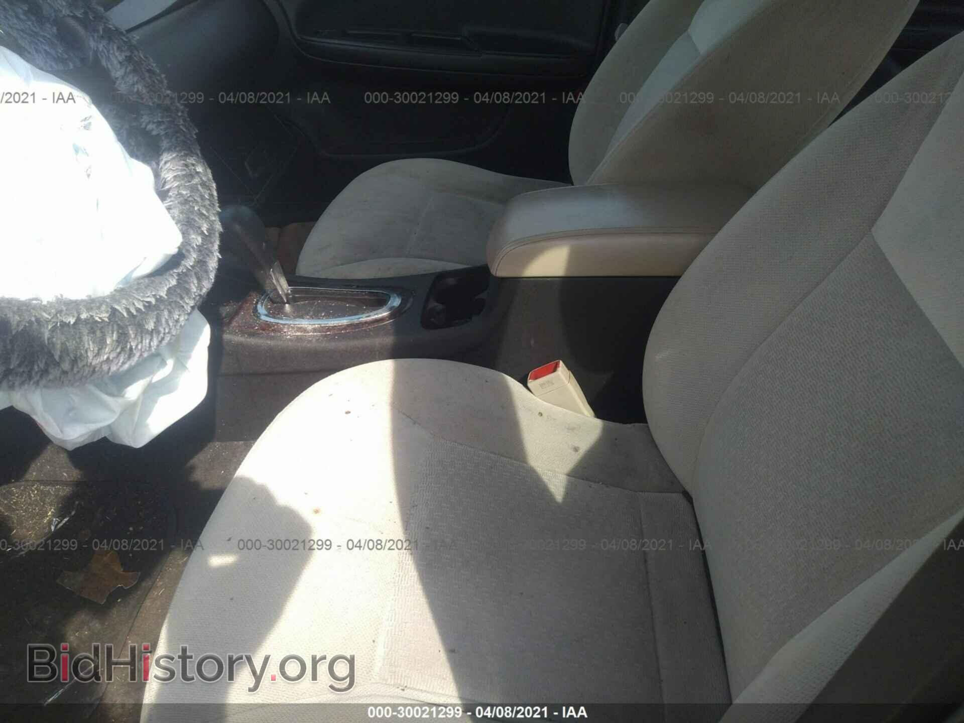 2012 CHEVROLET IMPALA - VIN: 2G1WF5E38C1155471 - Фото 5