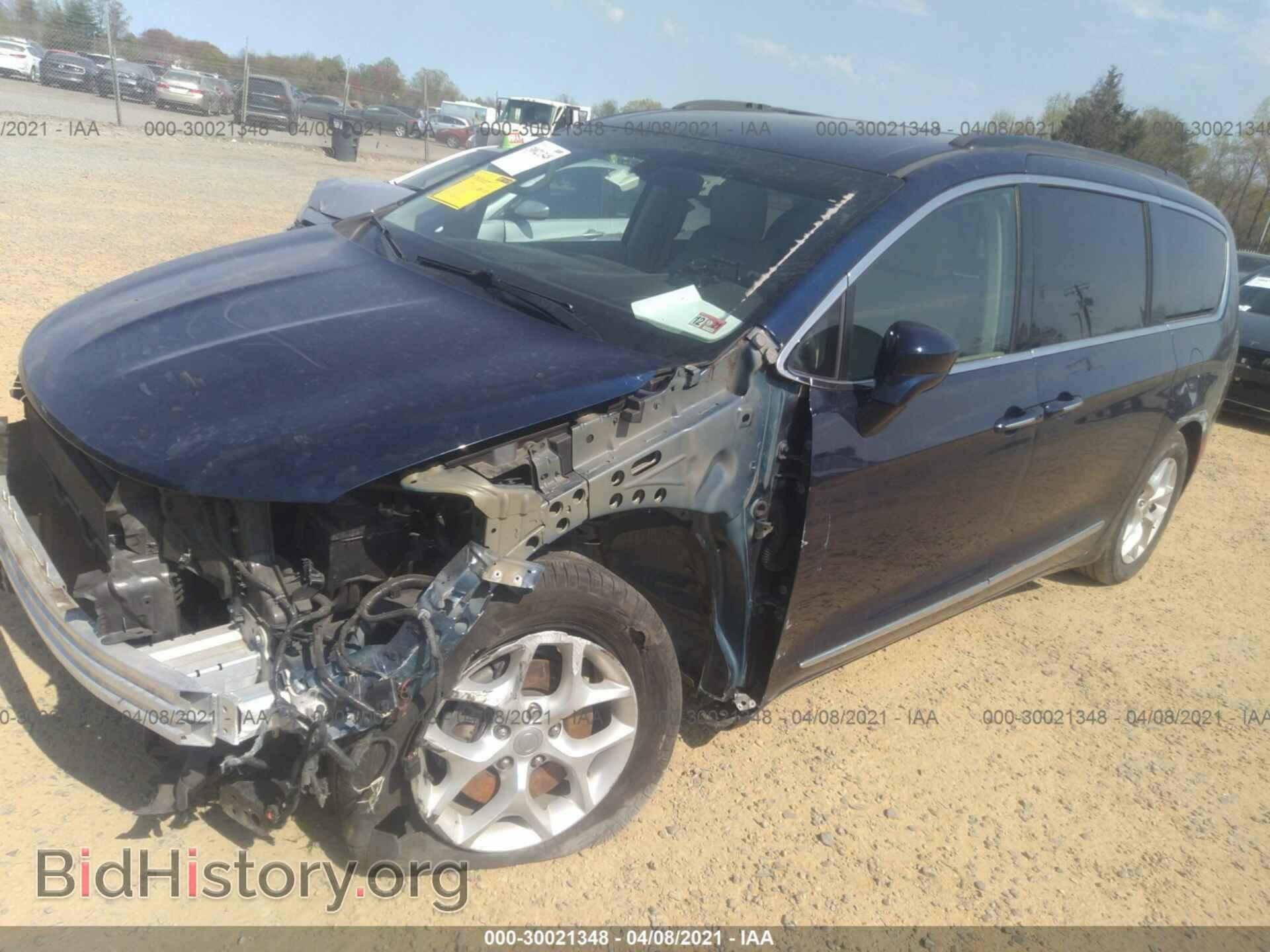 2017 CHRYSLER PACIFICA - VIN: 2C4RC1BG8HR515702 - Photo 2