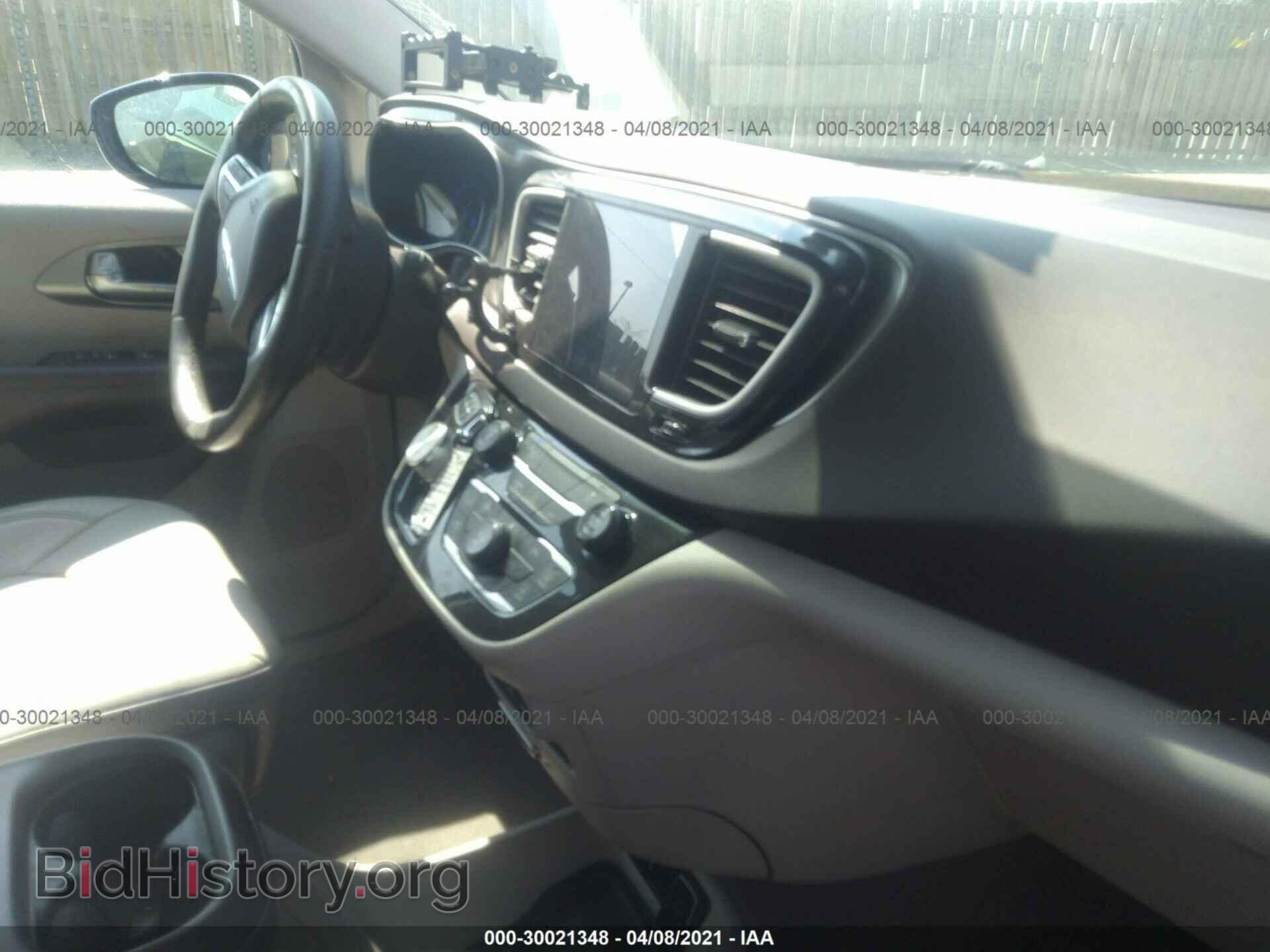 2017 CHRYSLER PACIFICA - VIN: 2C4RC1BG8HR515702 - Photo 5