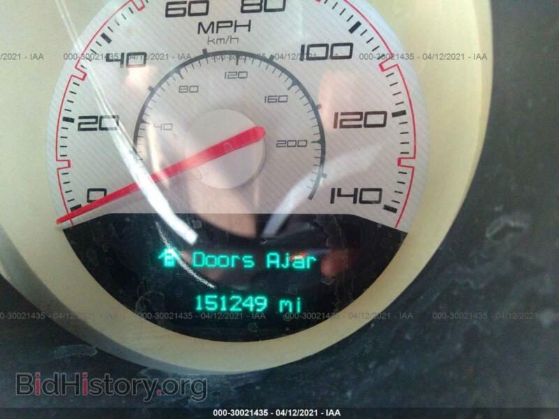 2013 Dodge CHALLENGER (VIN 2C3CDYAG3DH609228) — photo 7 of 12