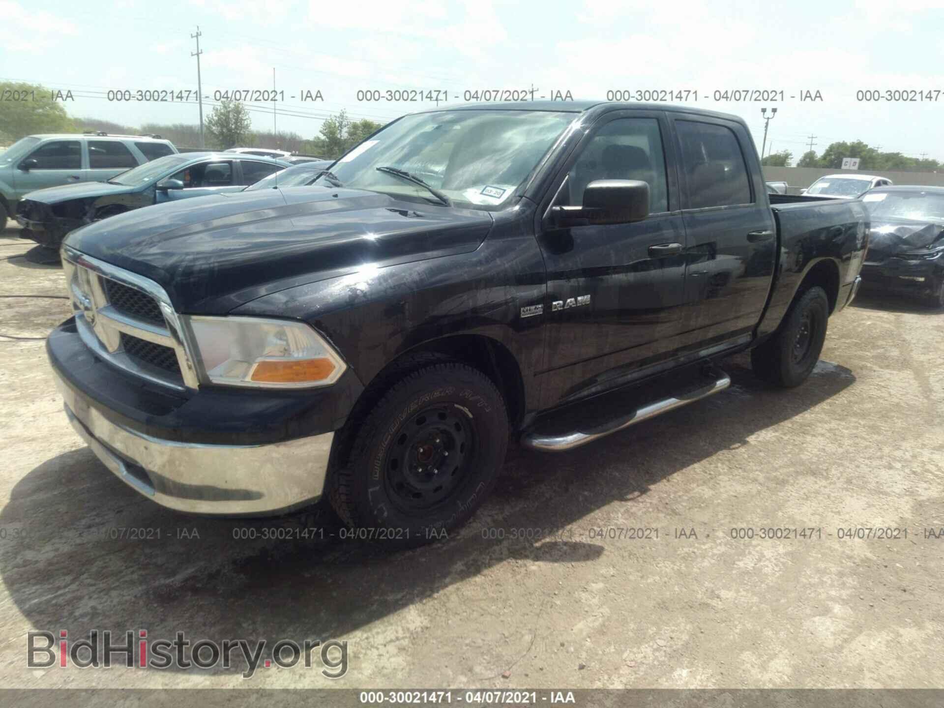 2010 DODGE RAM 1500 - VIN: 1D7RB1CT6AS248584 - Фото 2
