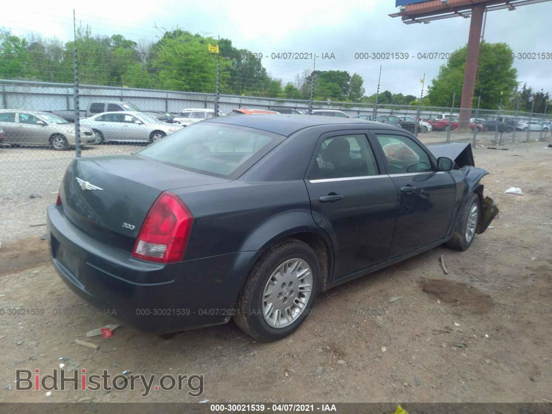 2007 CHRYSLER 300 - VIN: 2C3KA43R57H862809 - Фото 4