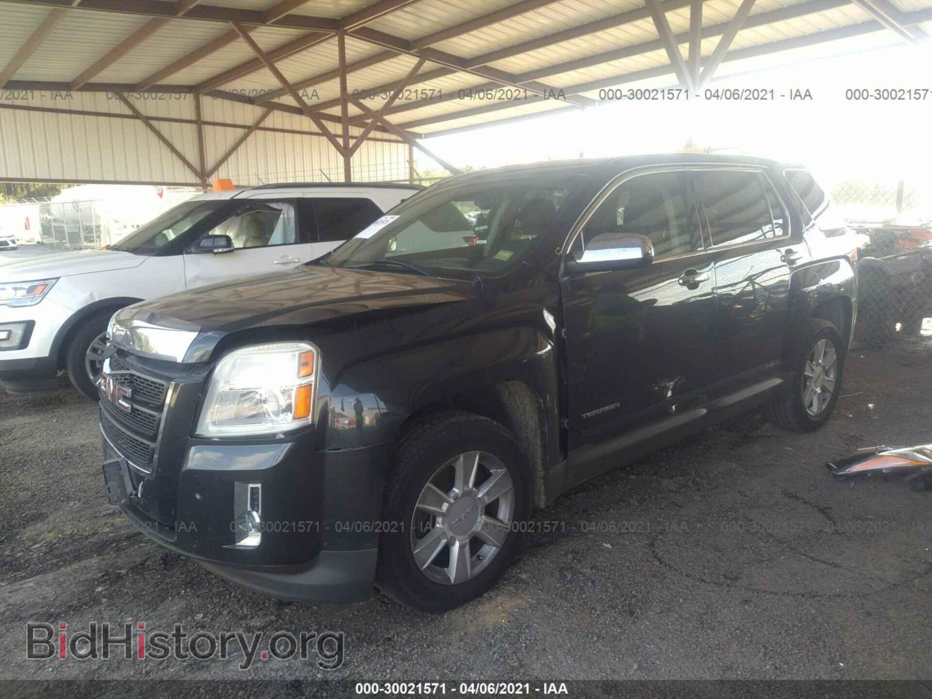 2013 GMC TERRAIN - VIN: 2GKALMEK8D6384625 - Photo 2
