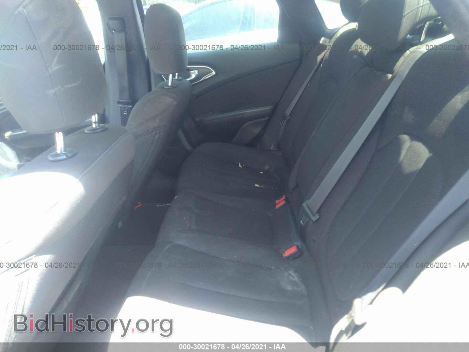 2016 CHRYSLER 200 - VIN: 1C3CCCAB5GN109111 - Фото 8