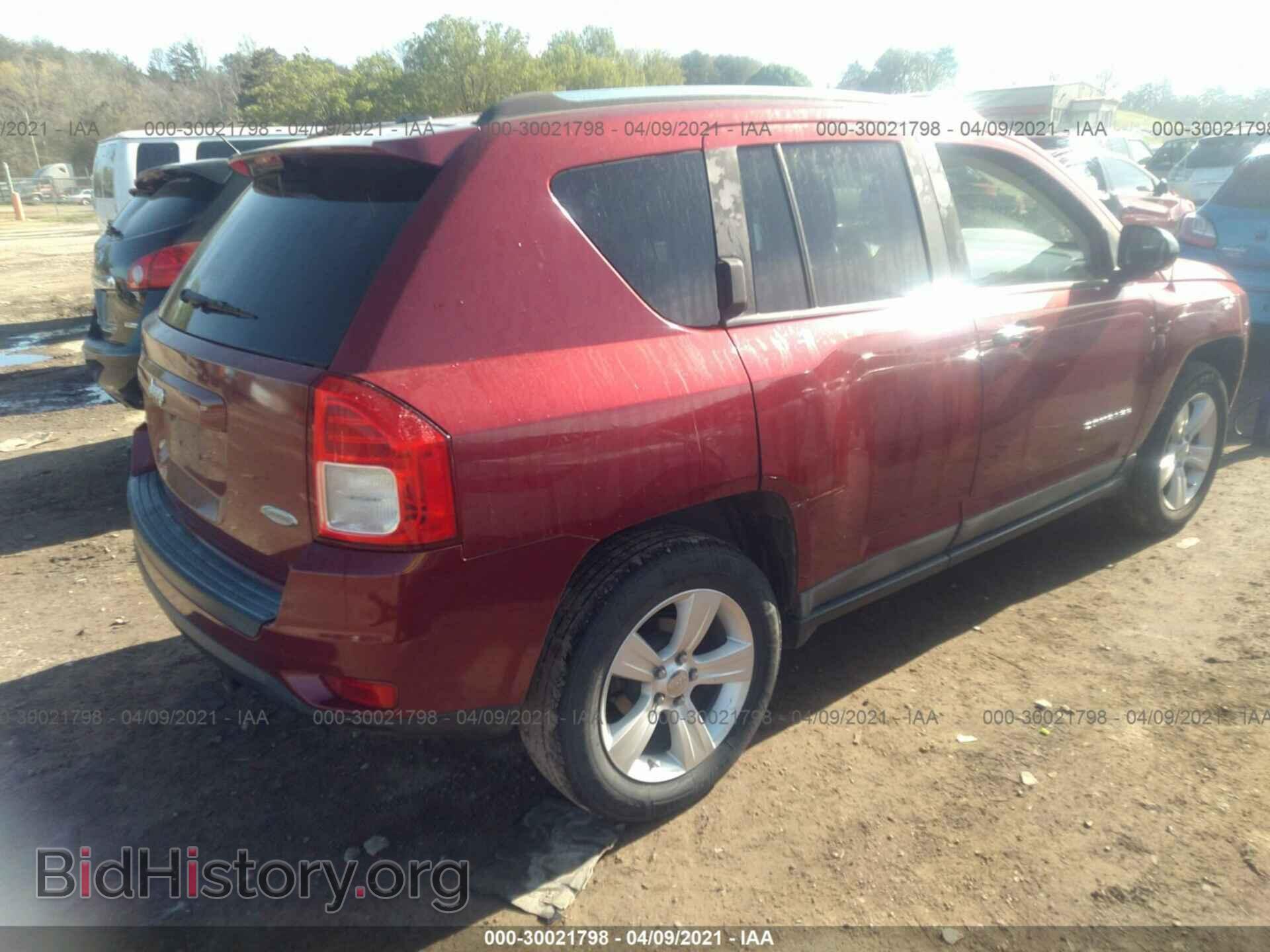 2011 JEEP COMPASS - VIN: 1J4NF1FB9BD154585 - Photo 4