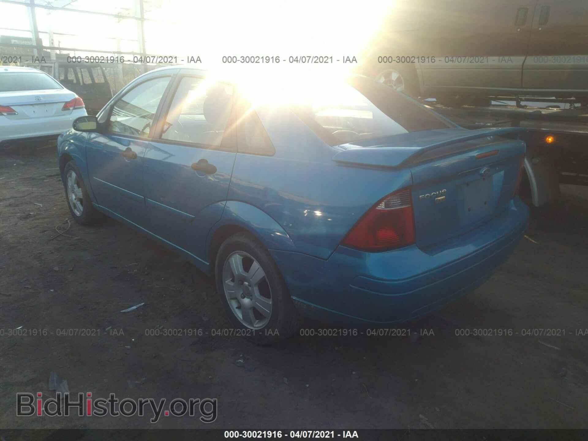 2007 FORD FOCUS - VIN: 1FAHP34N27W291393 - Фото 3