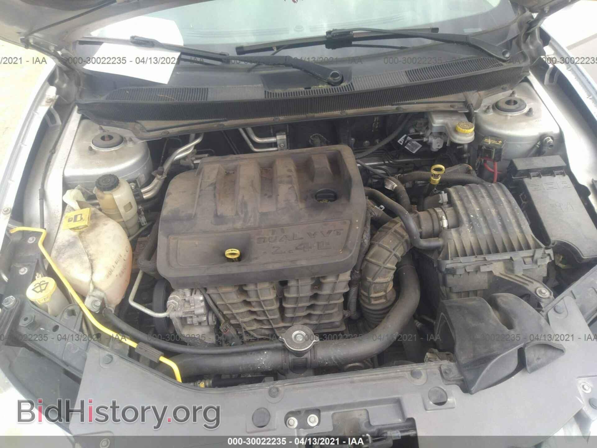2010 CHRYSLER SEBRING - VIN: 1C3CC4FB2AN137888 - Фото 10