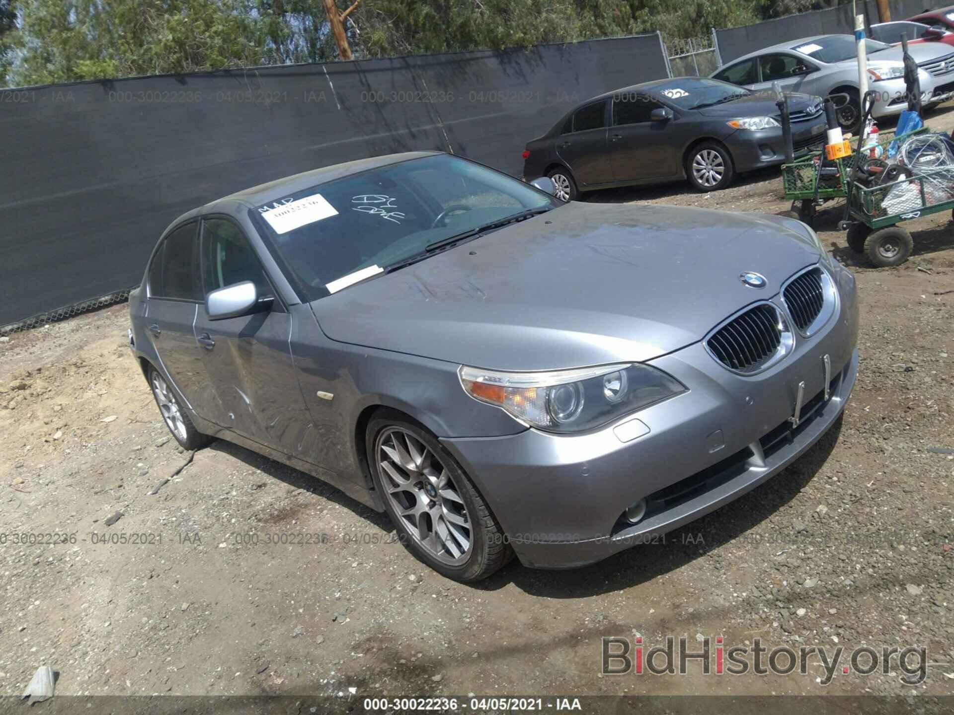 Photo WBANE73566CM38727 - BMW 5 SERIES 2006