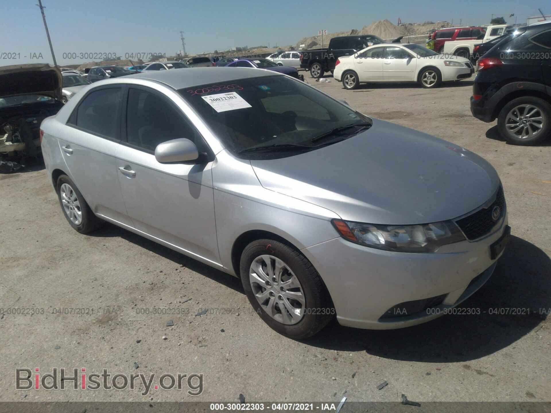 Photo KNAFT4A20C5533849 - KIA FORTE 2012