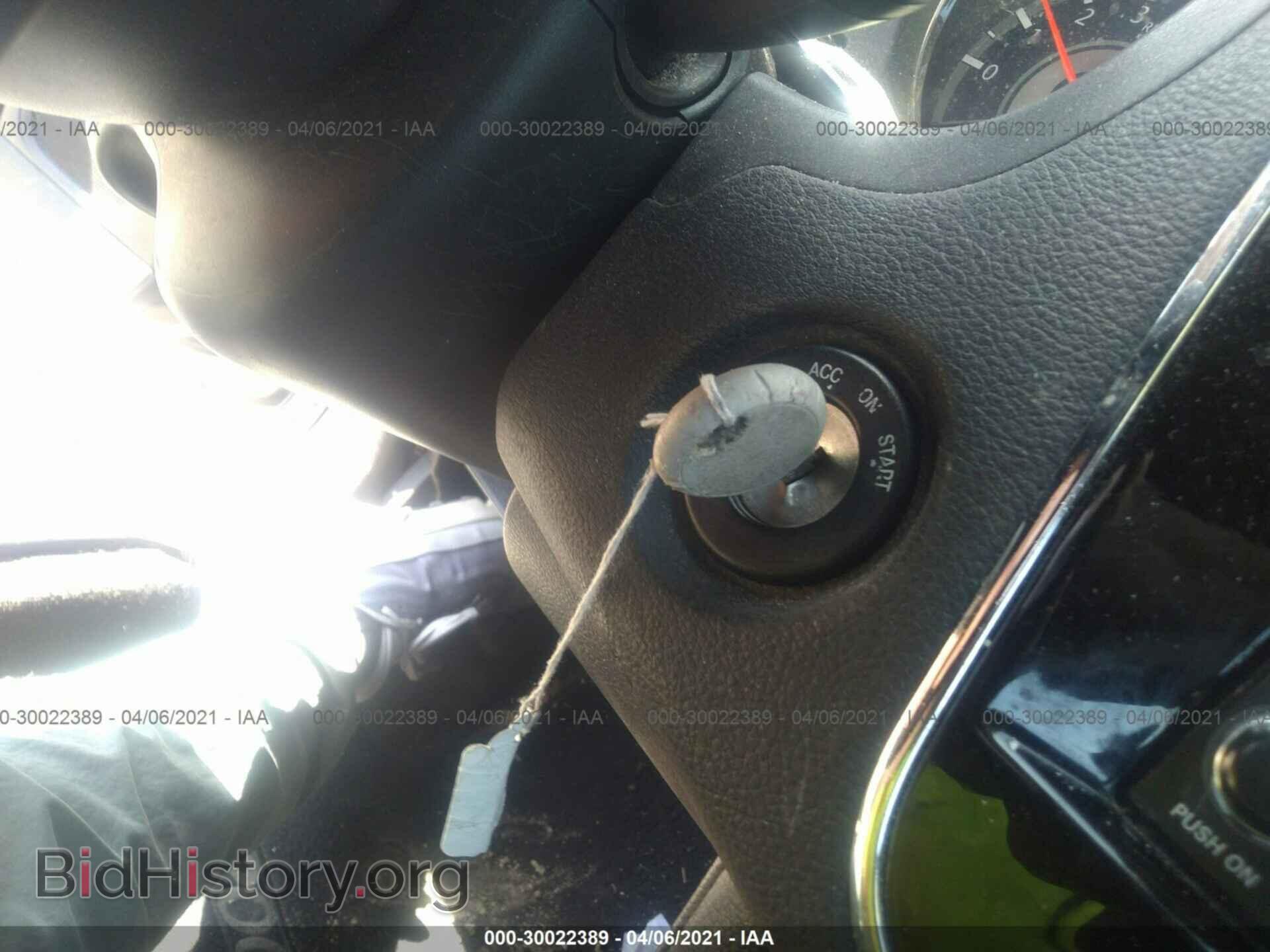 2012 CHRYSLER 200 - VIN: 1C3CCBBB7CN210802 - Фото 11