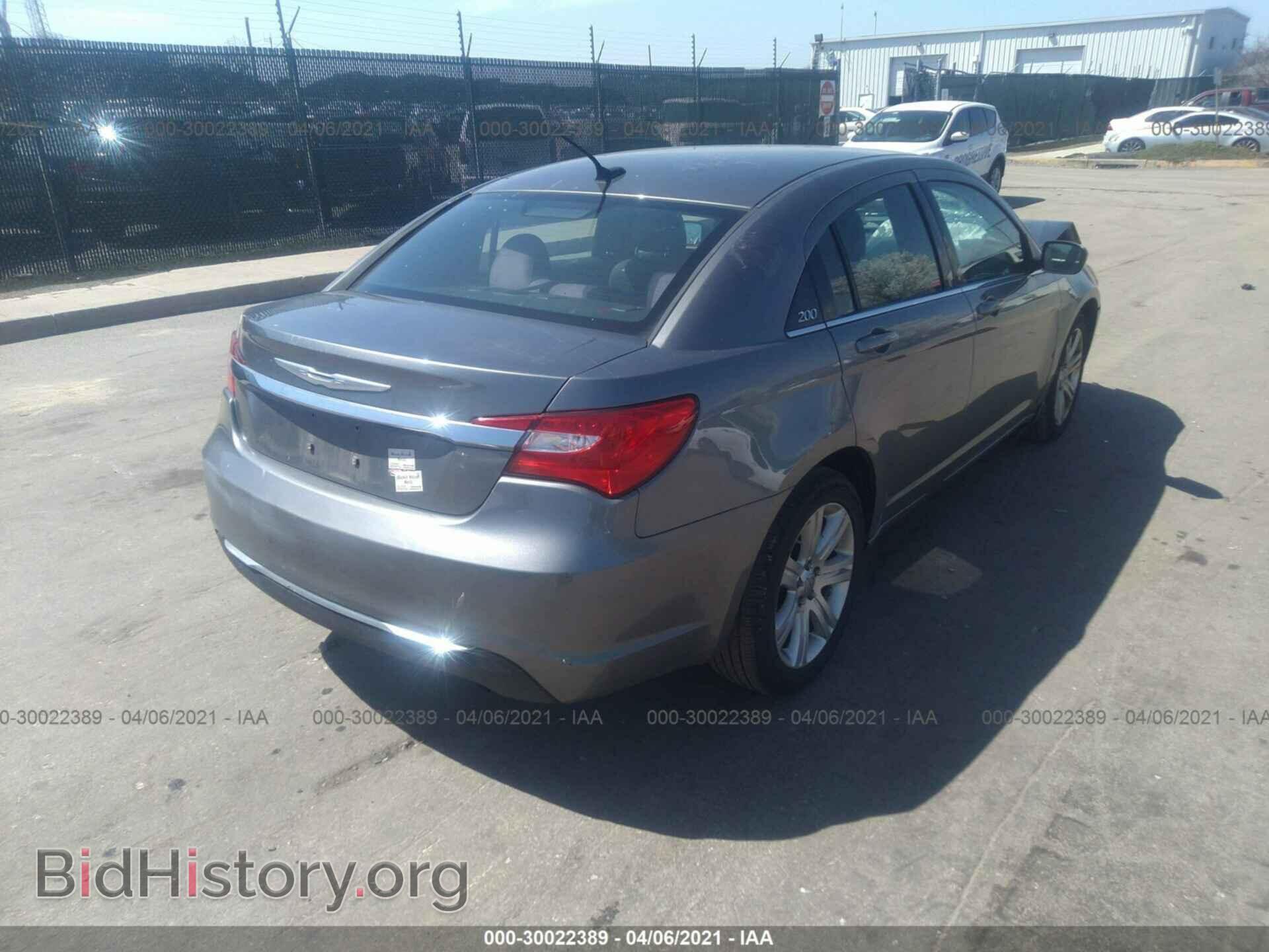 2012 CHRYSLER 200 - VIN: 1C3CCBBB7CN210802 - Фото 4