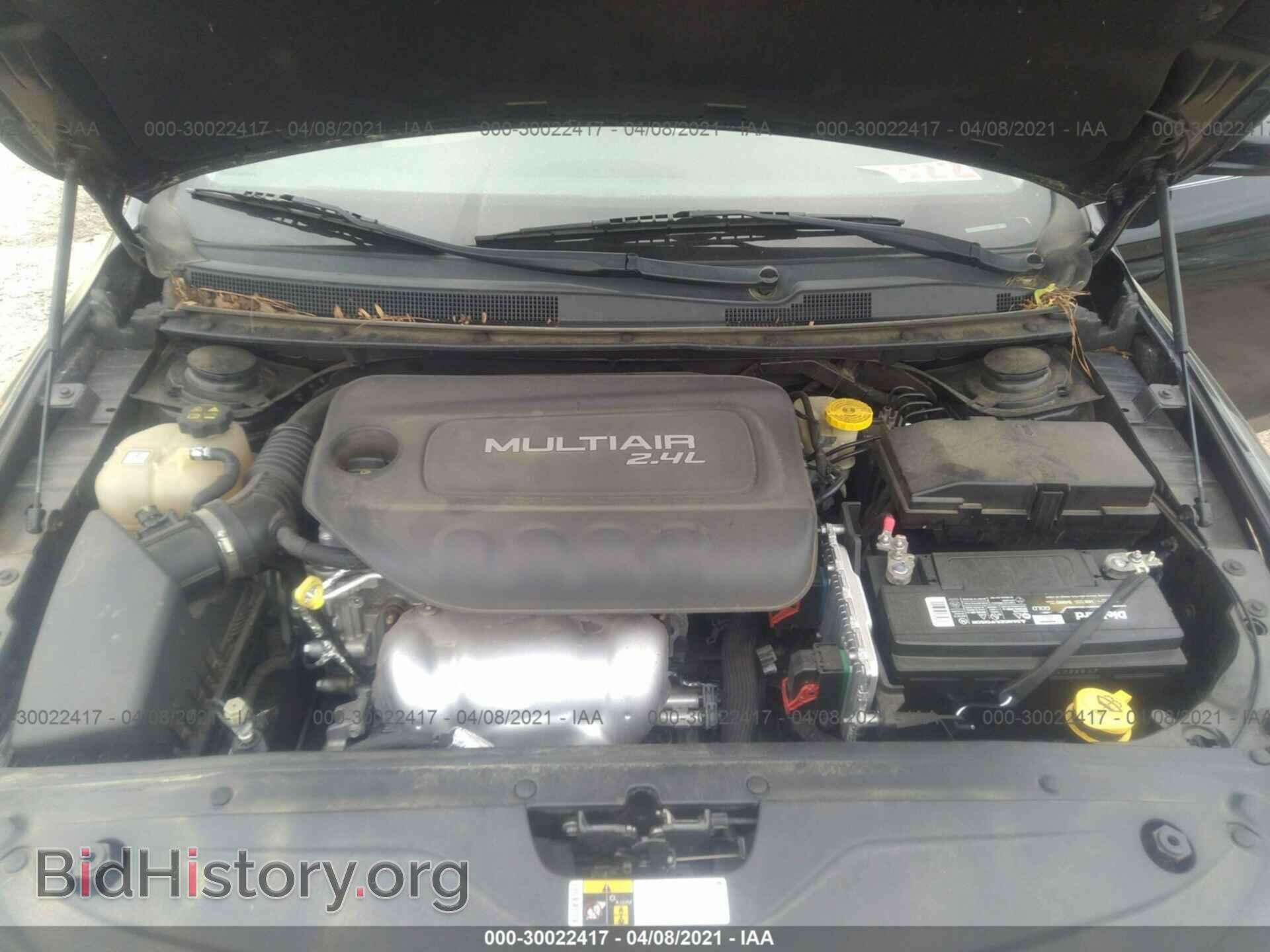 2016 CHRYSLER 200 - VIN: 1C3CCCAB0GN102020 - Photo 10