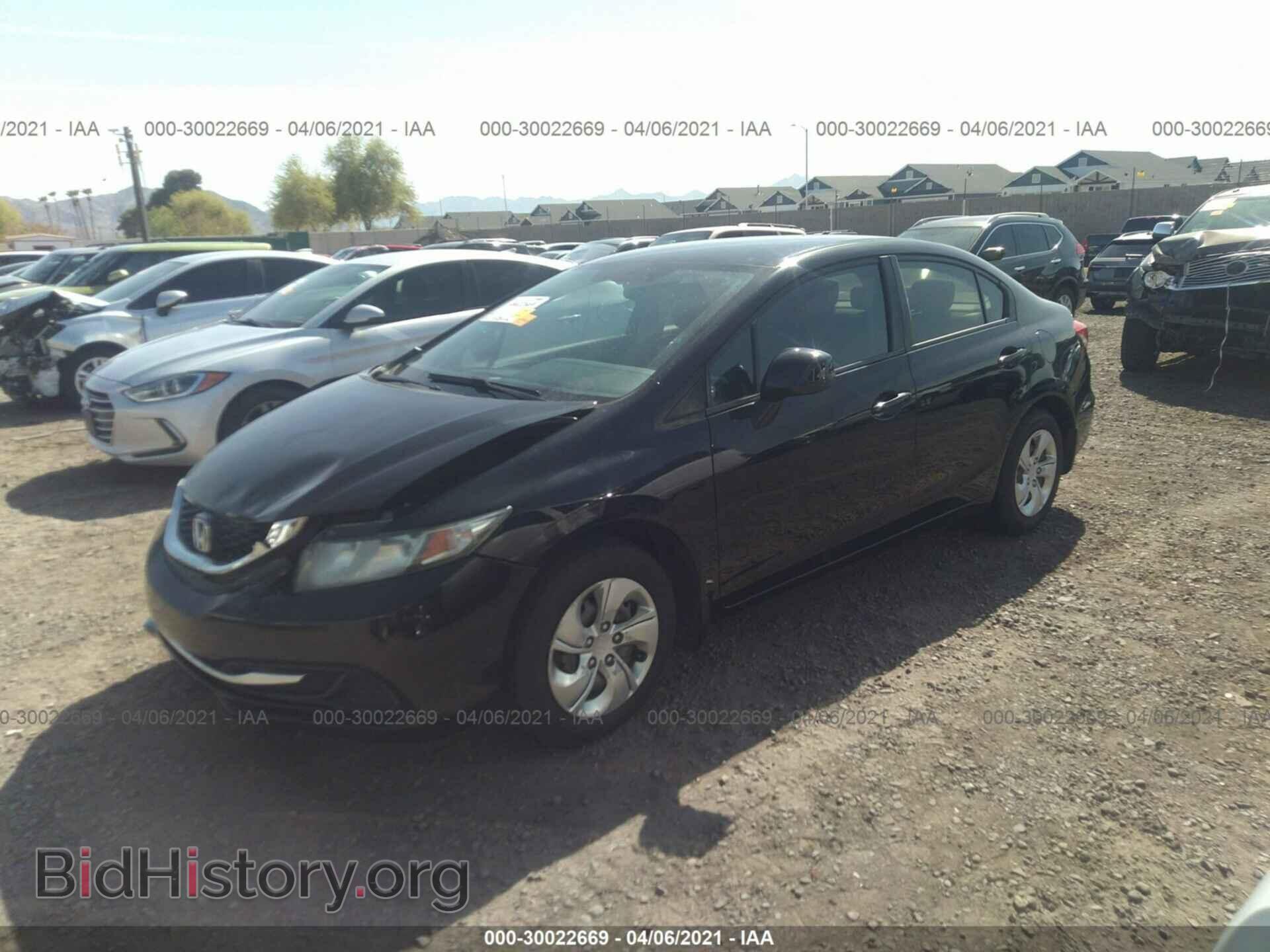 2013 HONDA CIVIC SDN - VIN: 19XFB2F57DE020794 - Фото 2