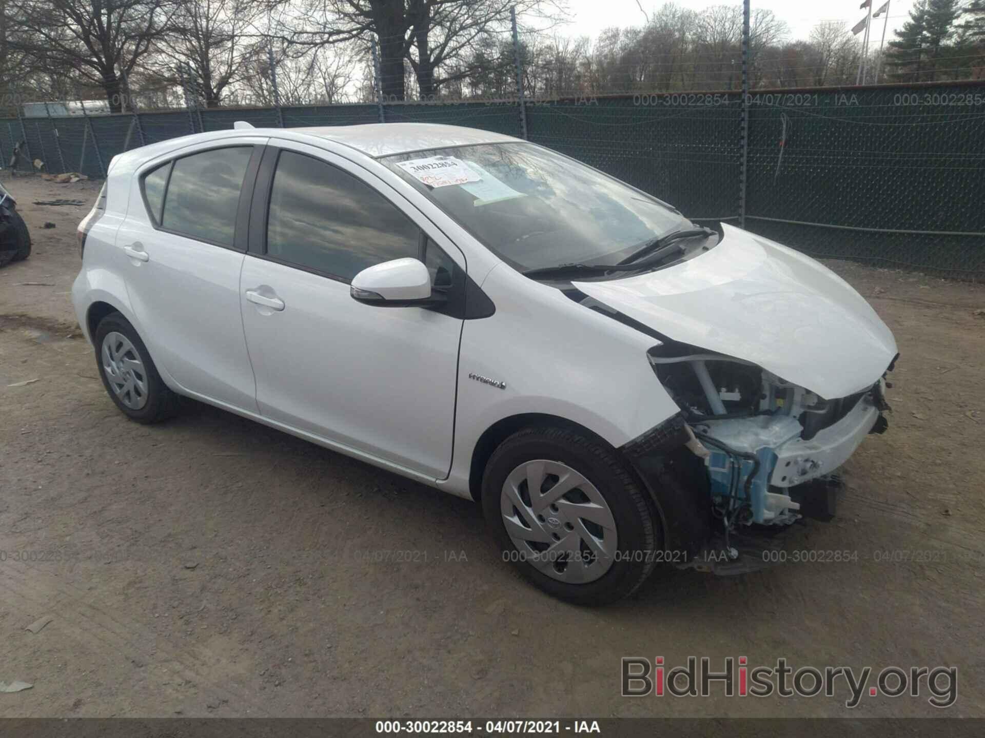 Photo JTDKDTB34G1590200 - TOYOTA PRIUS C 2016