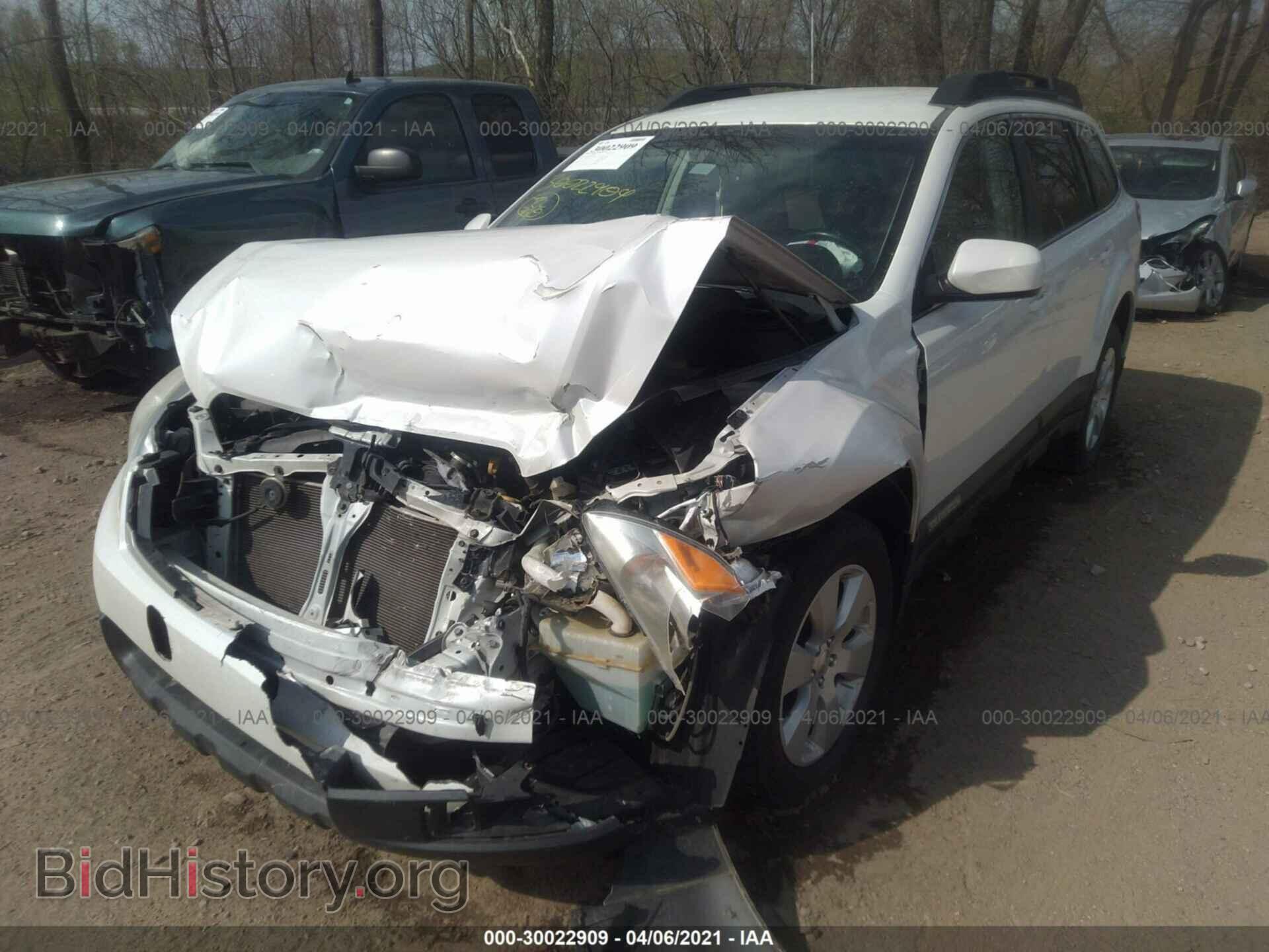 2011 SUBARU OUTBACK - VIN: 4S4BRCCC8B3423976 - Photo 6