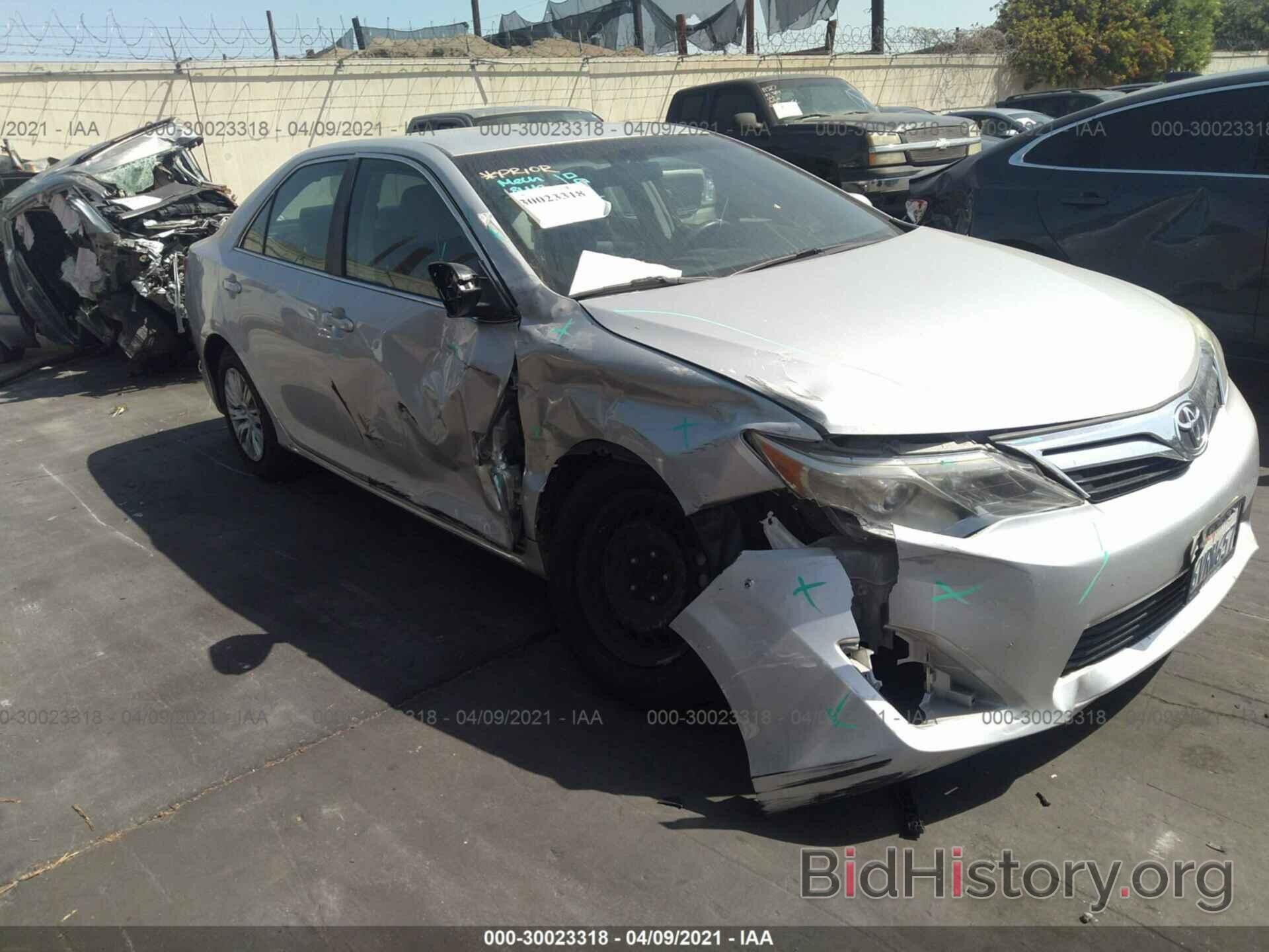 Photo 4T4BF1FK1CR175376 - TOYOTA CAMRY 2012