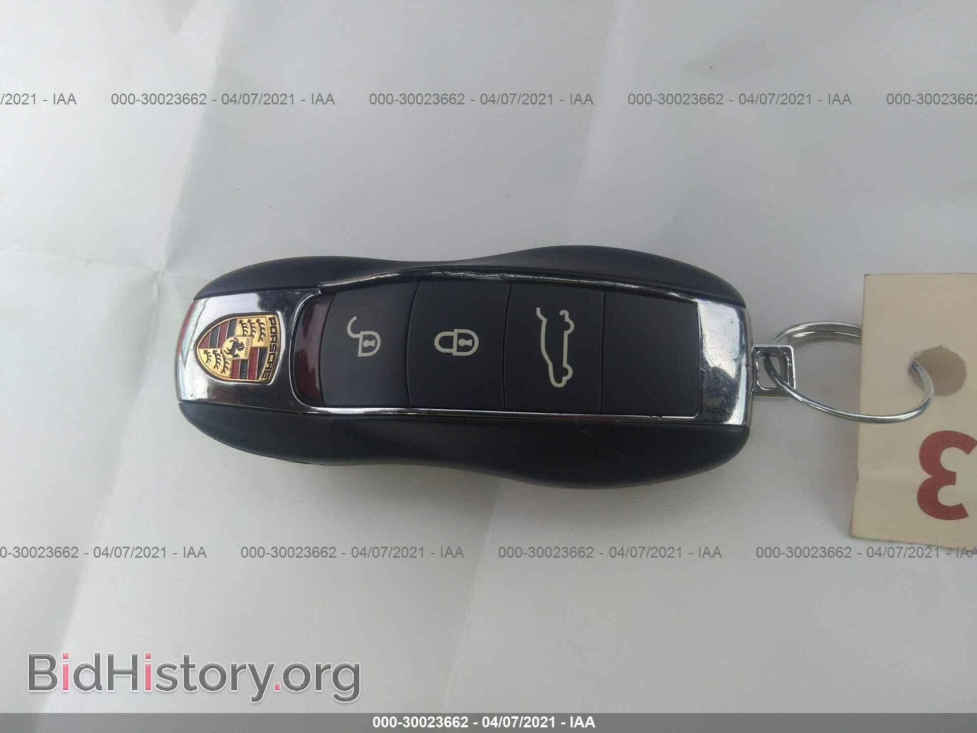 2016 PORSCHE CAYENNE - VIN: WP1AB2A29GLA95885 - Фото 11