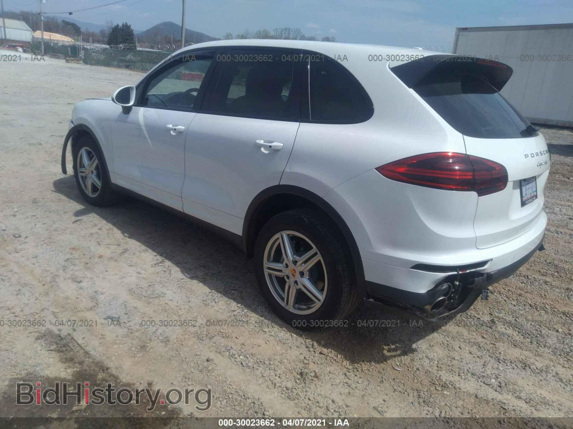 2016 PORSCHE CAYENNE - VIN: WP1AB2A29GLA95885 - Фото 3