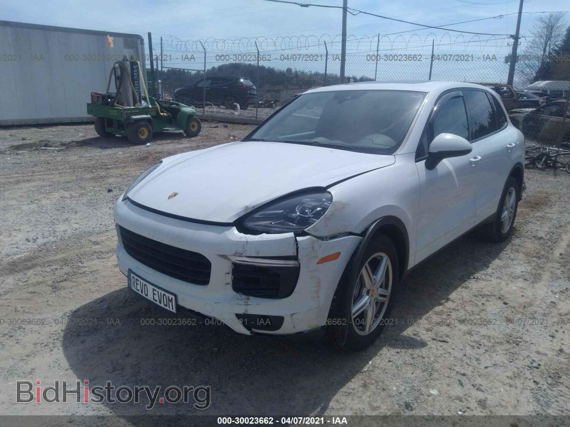 2016 PORSCHE CAYENNE - VIN: WP1AB2A29GLA95885 - Фото 6