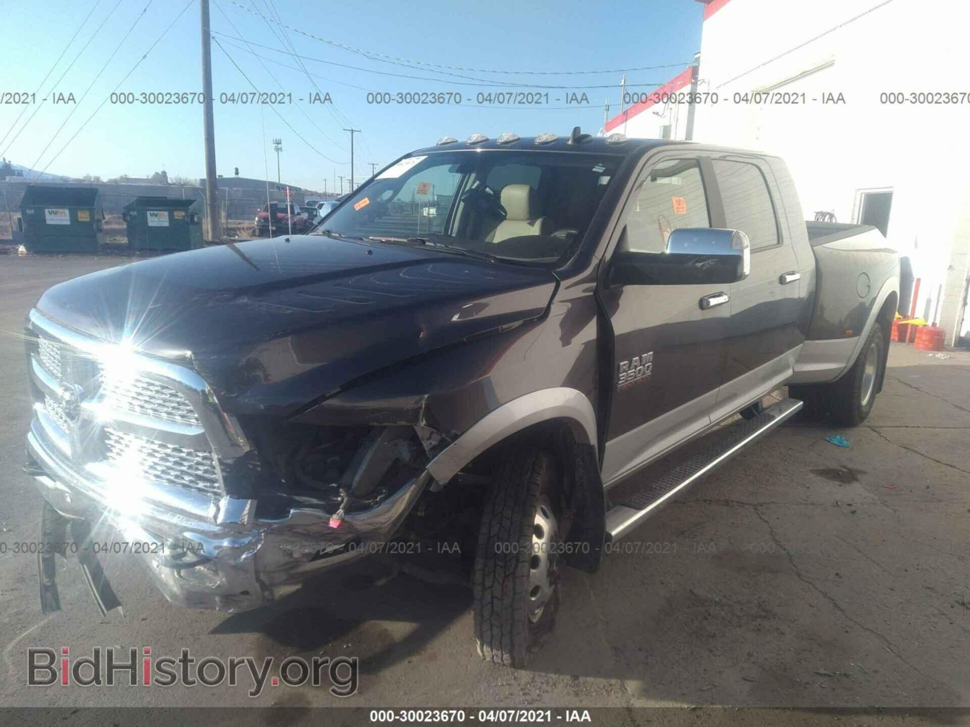 2017 RAM 3500 - VIN: 3C63RRML2HG596545 - Фото 2