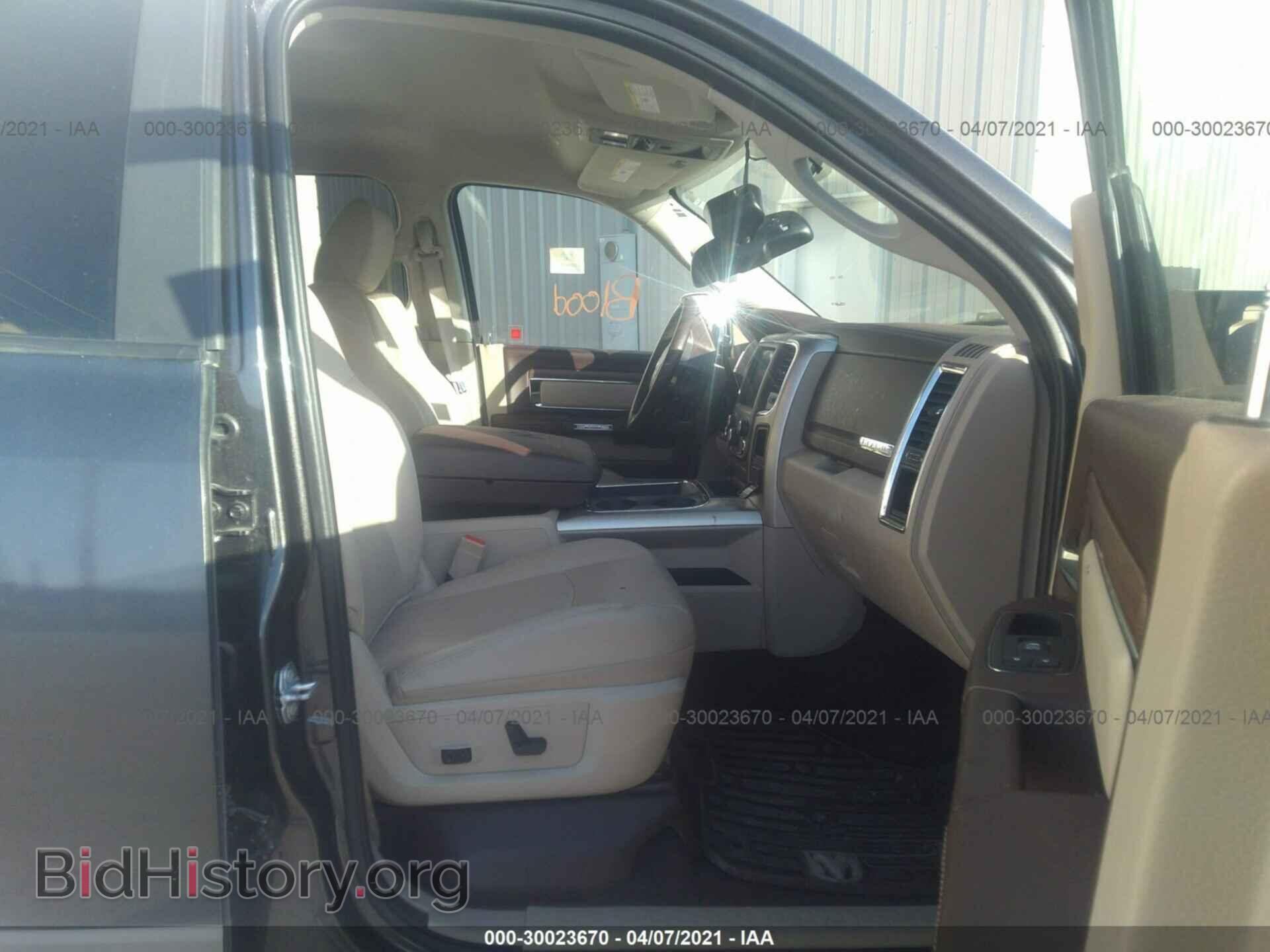 2017 RAM 3500 - VIN: 3C63RRML2HG596545 - Фото 5