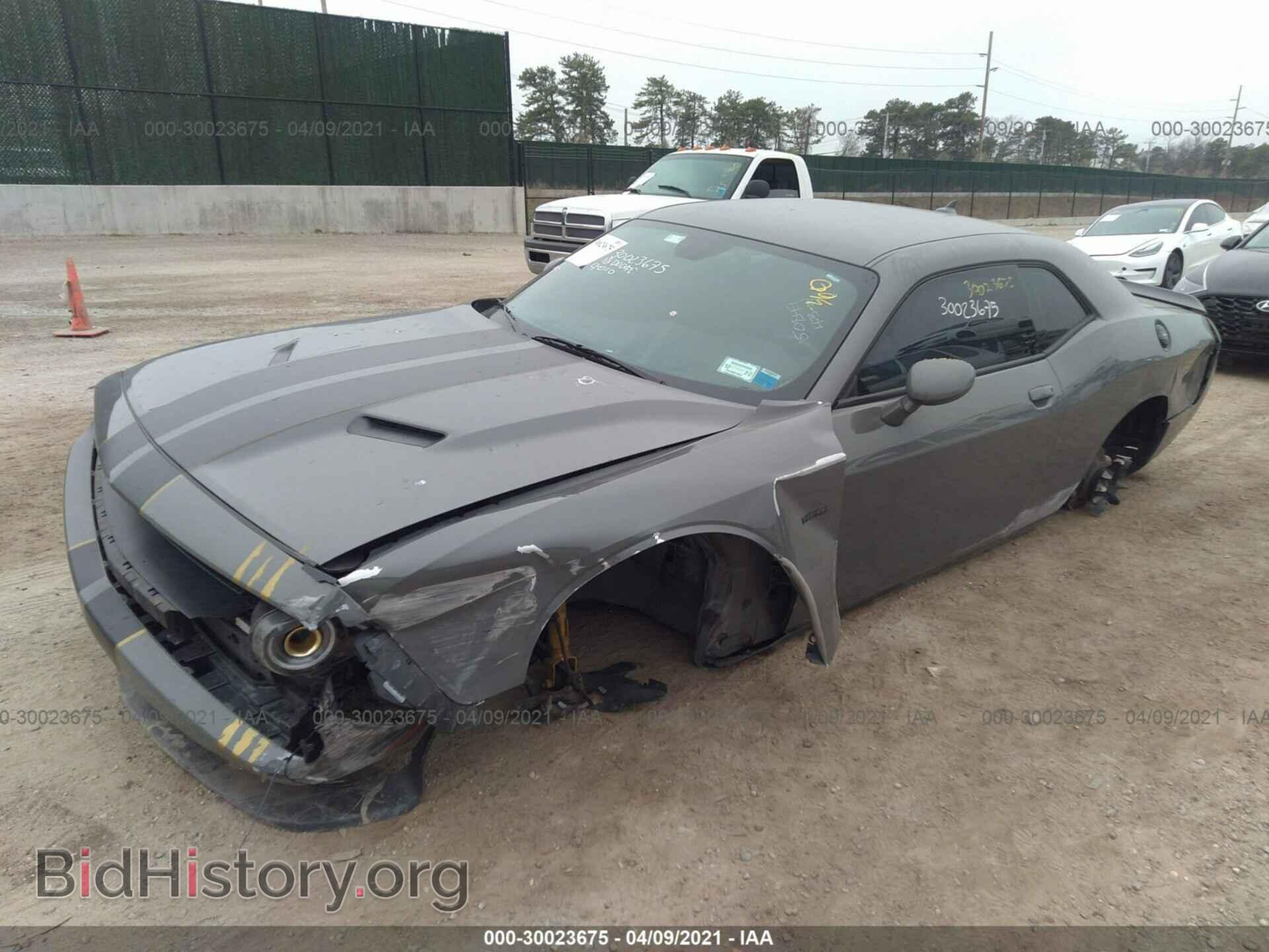 2018 DODGE CHALLENGER - VIN: 2C3CDZBT2JH132191 - Photo 2