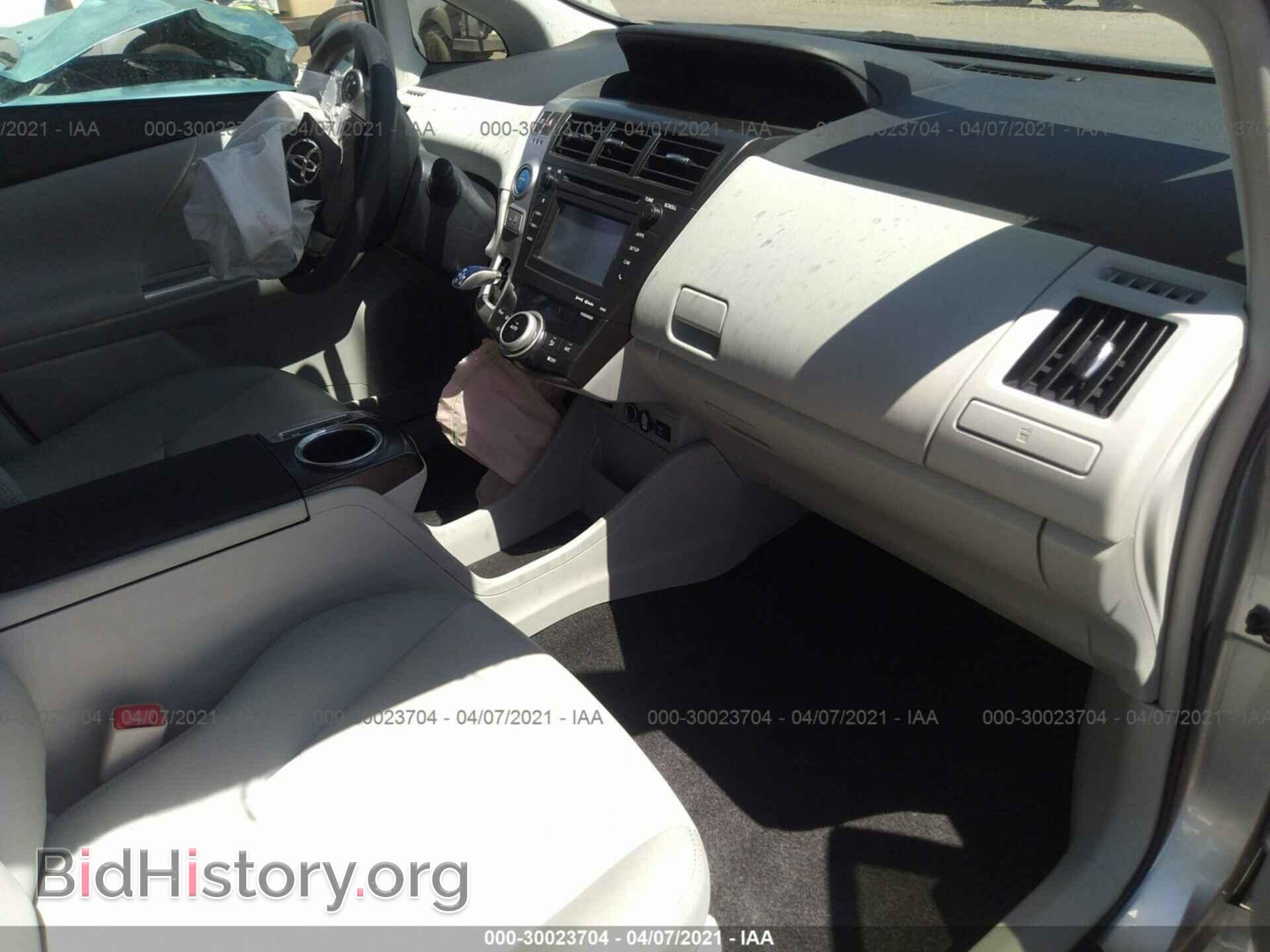 2012 TOYOTA PRIUS V - VIN: JTDZN3EU8C3103272 - Фото 5