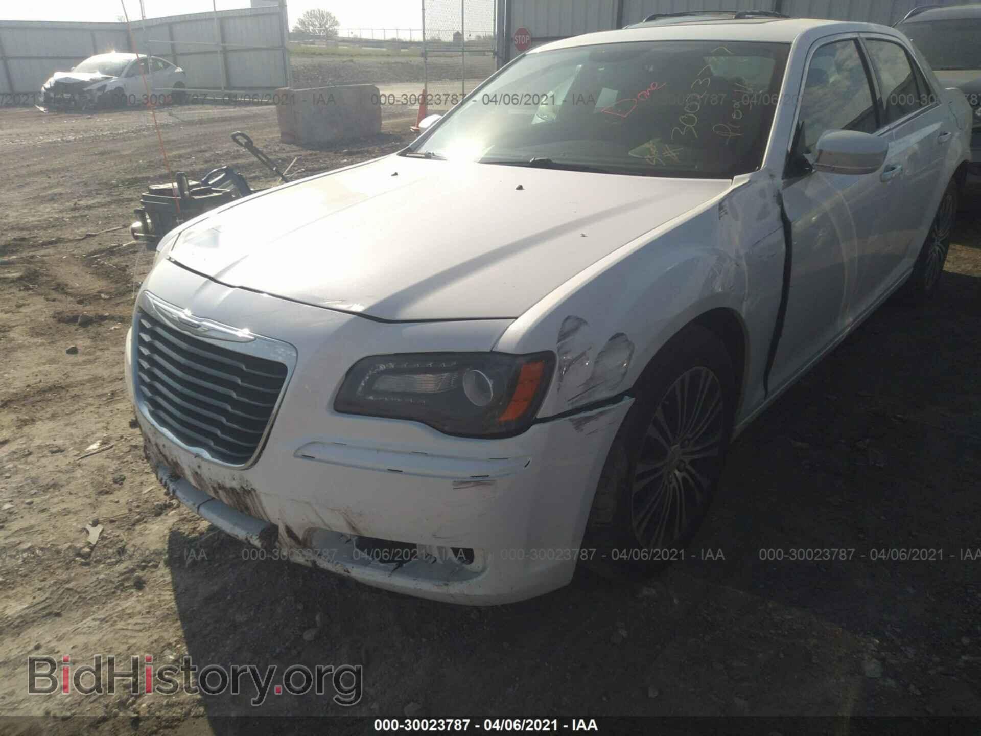 2013 CHRYSLER 300 - VIN: 2C3CCAGT3DH683800 - Фото 6