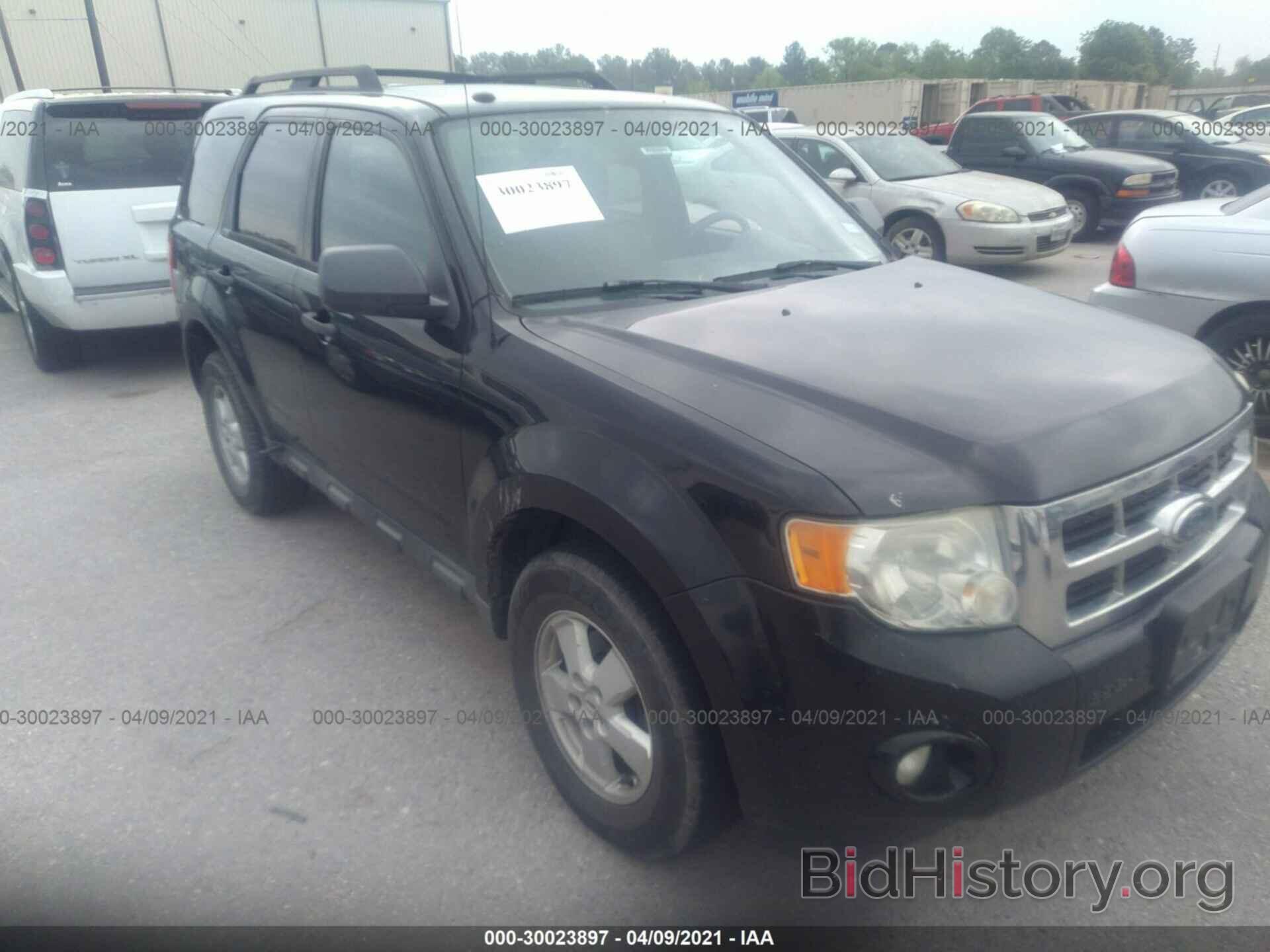 Photo 1FMCU03G09KD07241 - FORD ESCAPE 2009