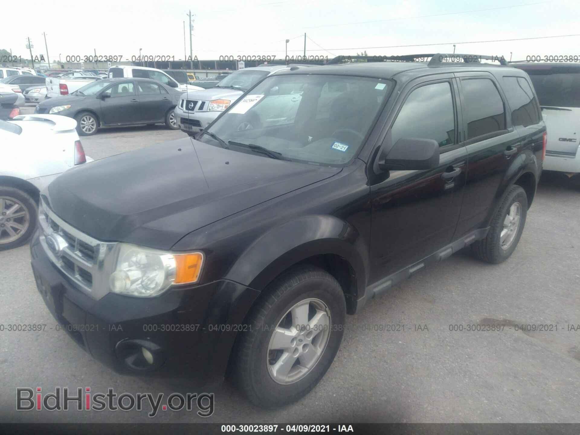 2009 FORD ESCAPE - VIN: 1FMCU03G09KD07241 - Фото 2