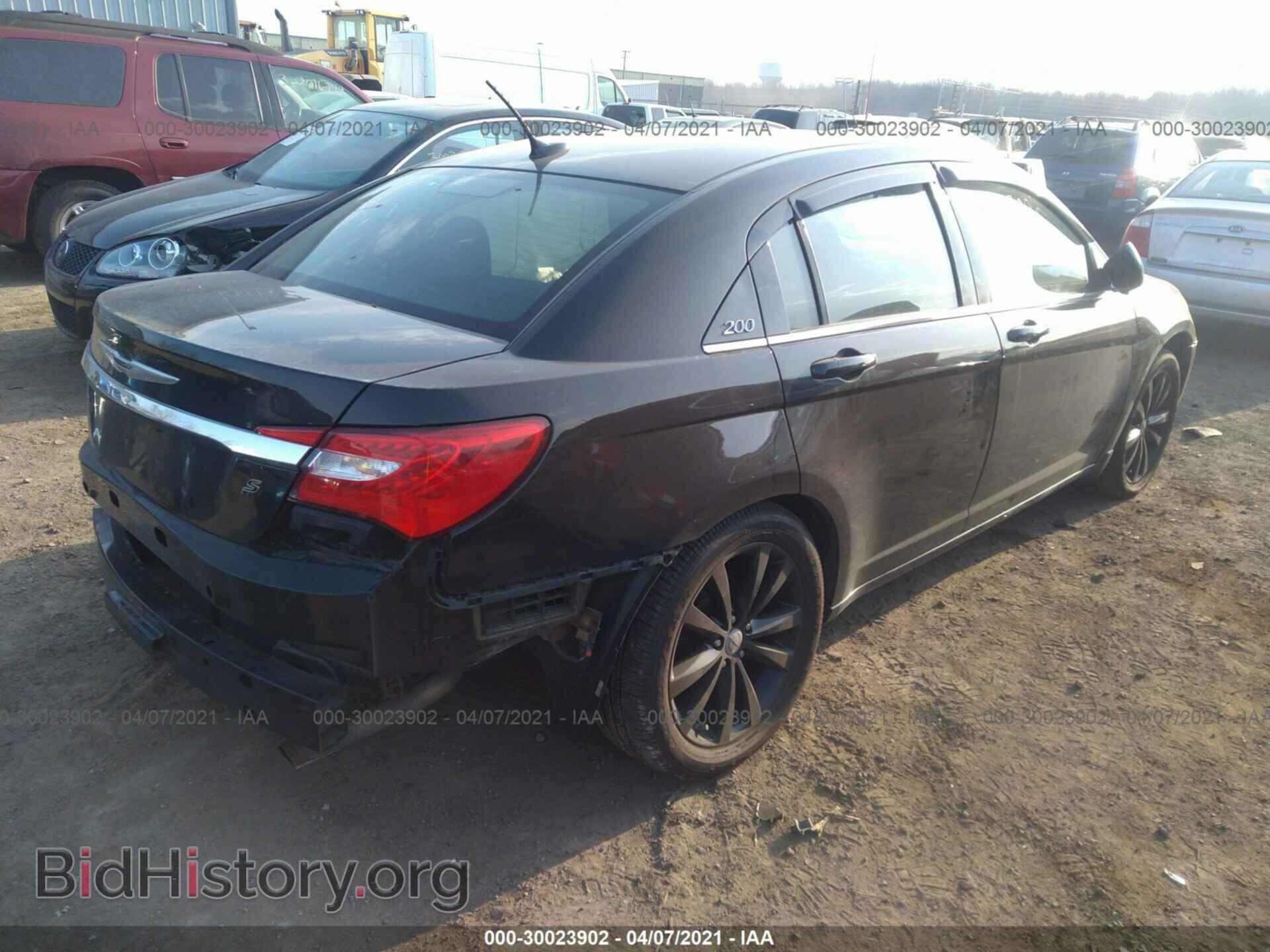 2013 CHRYSLER 200 - VIN: 1C3CCBBB2DN514086 - Фото 4