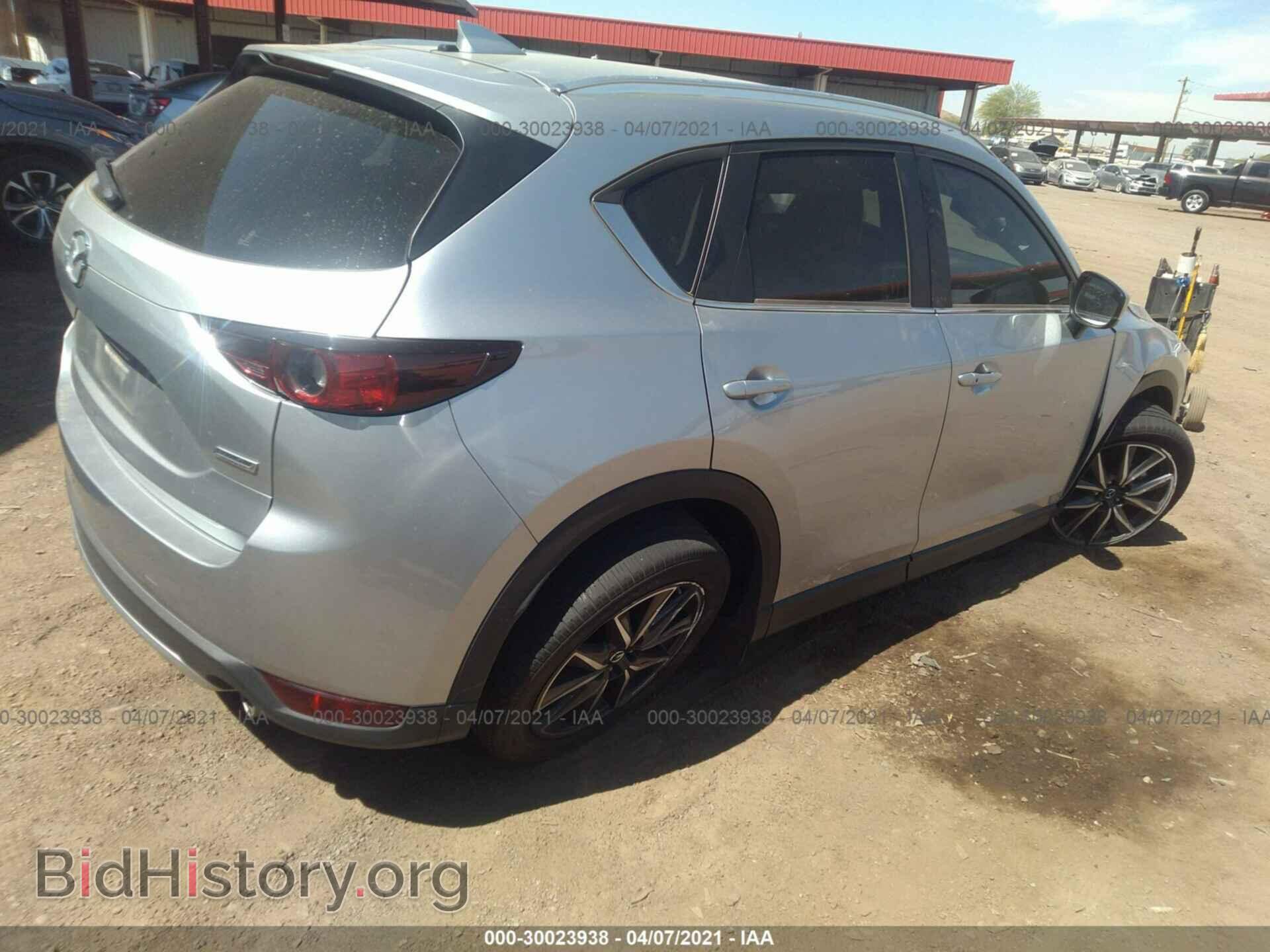 2018 MAZDA CX-5 - VIN: JM3KFACM3J0471970 - Фото 4