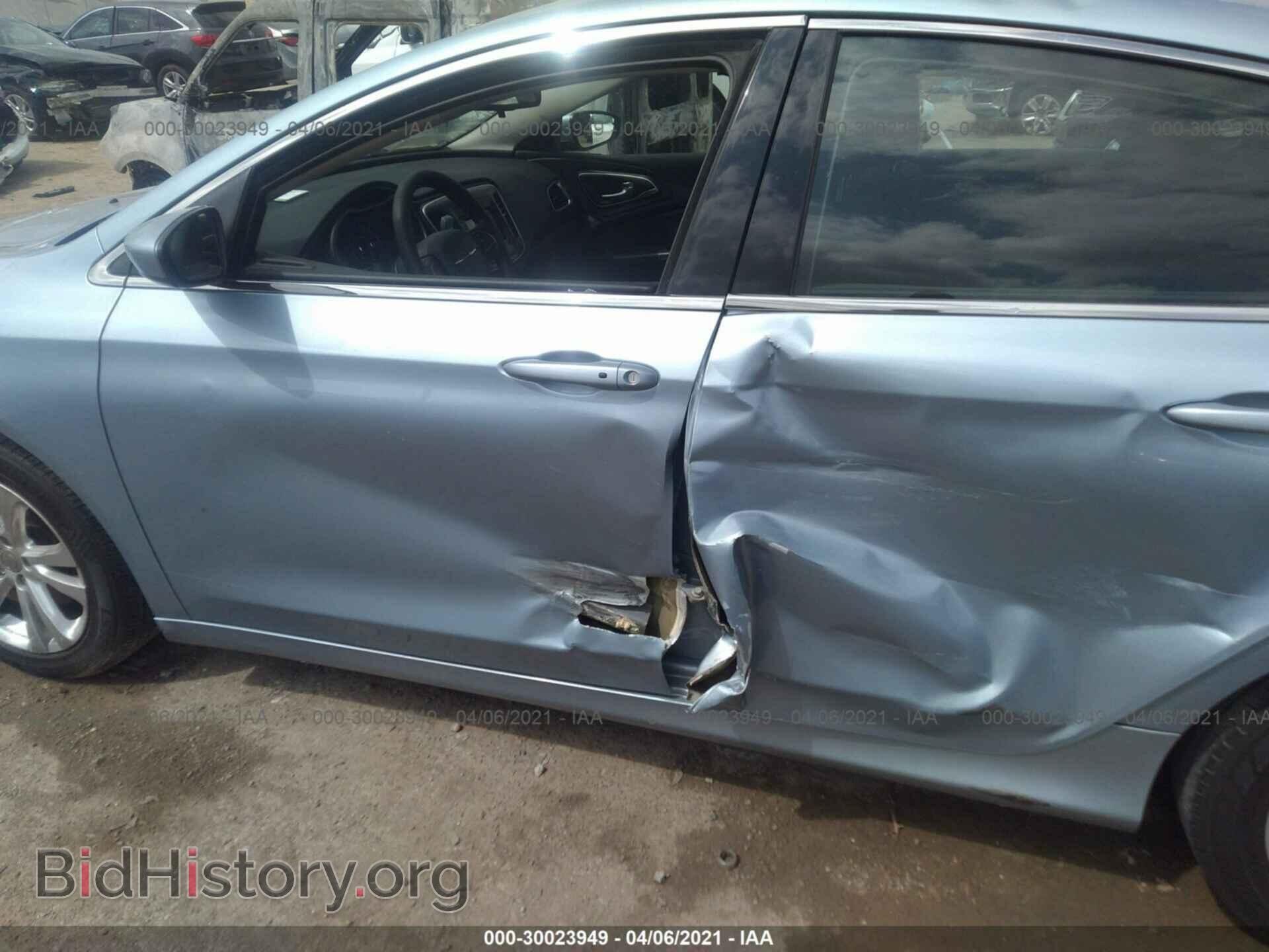2015 CHRYSLER 200 - VIN: 1C3CCCAB8FN651995 - Photo 6