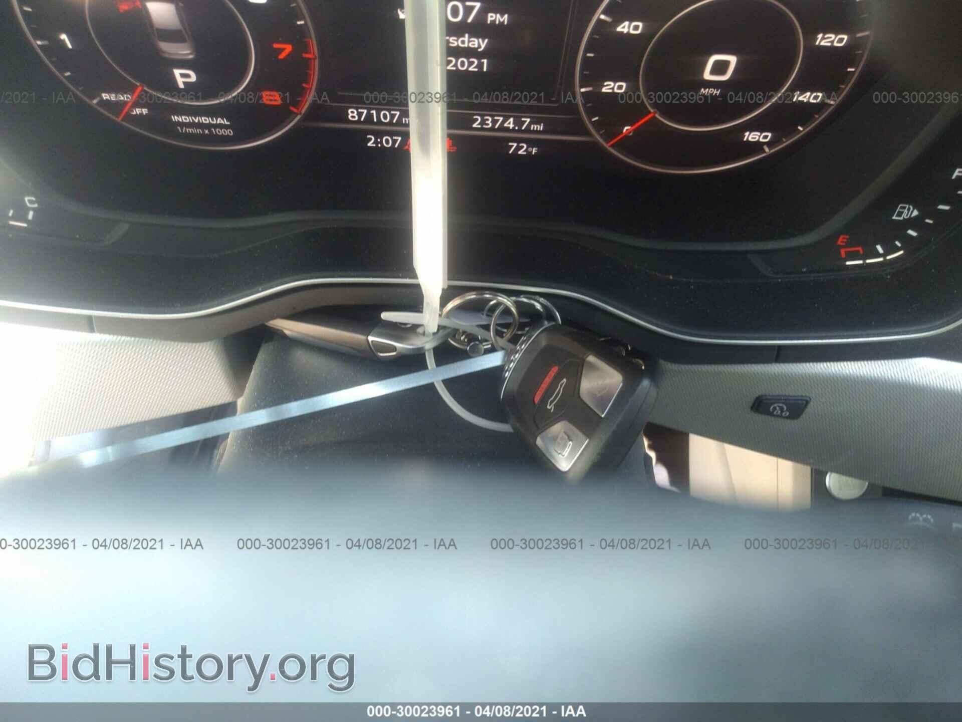 2017 AUDI A4 - VIN: WAUENAF40HN028366 - Фото 11