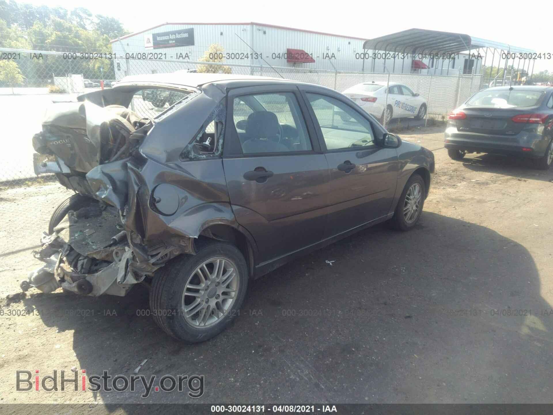 2007 FORD FOCUS - VIN: 1FAFP34N07W167341 - Фото 4