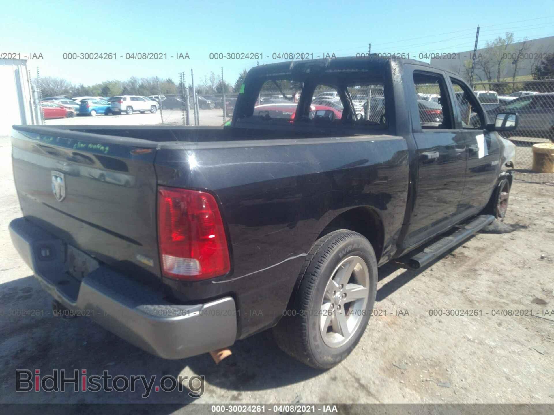 2010 DODGE RAM 1500 - VIN: 1D7RB1CP0AS244906 - Фото 4