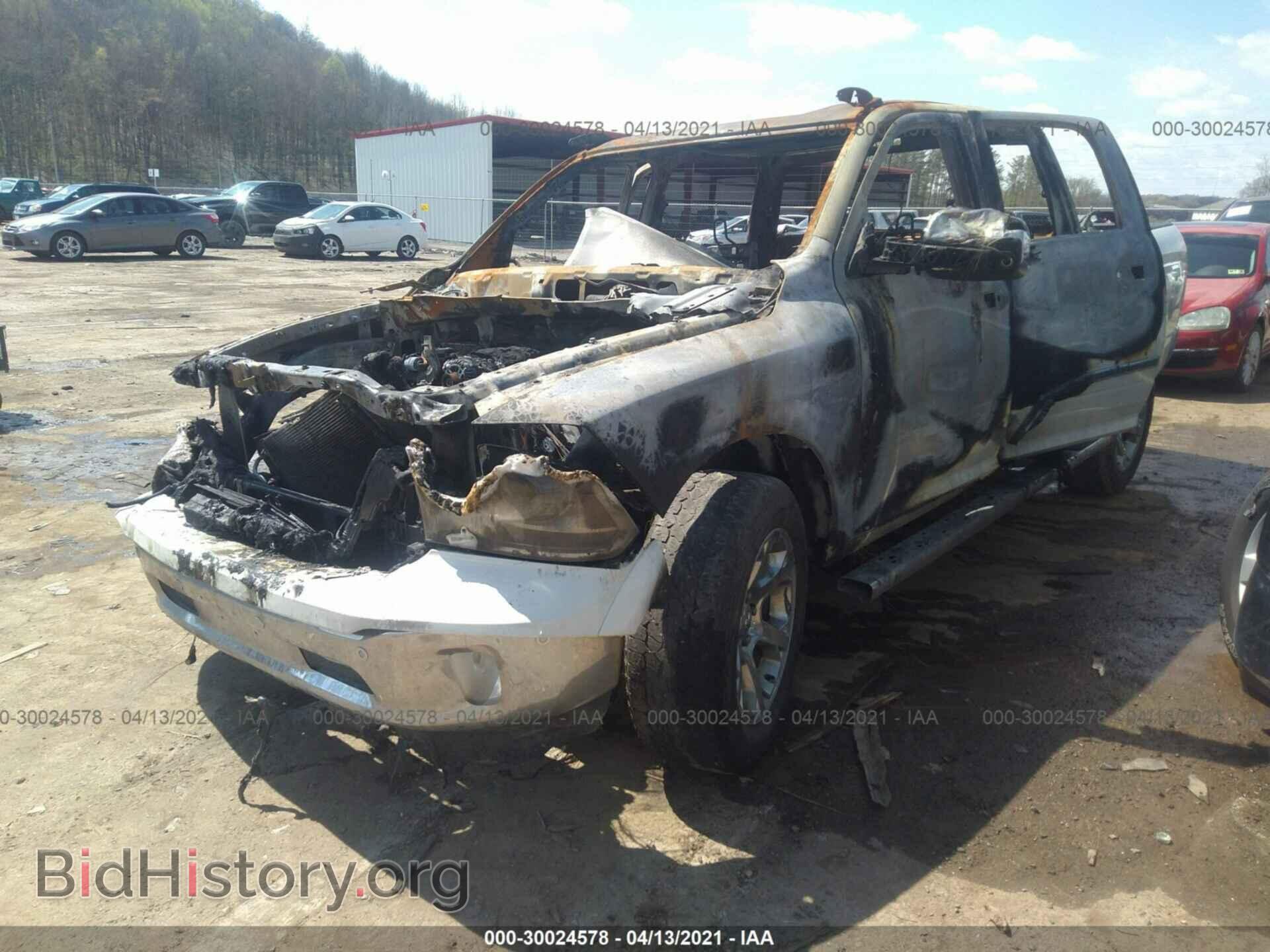 2017 RAM 1500 - VIN: 1C6RR7NT9HS502196 - Фото 2