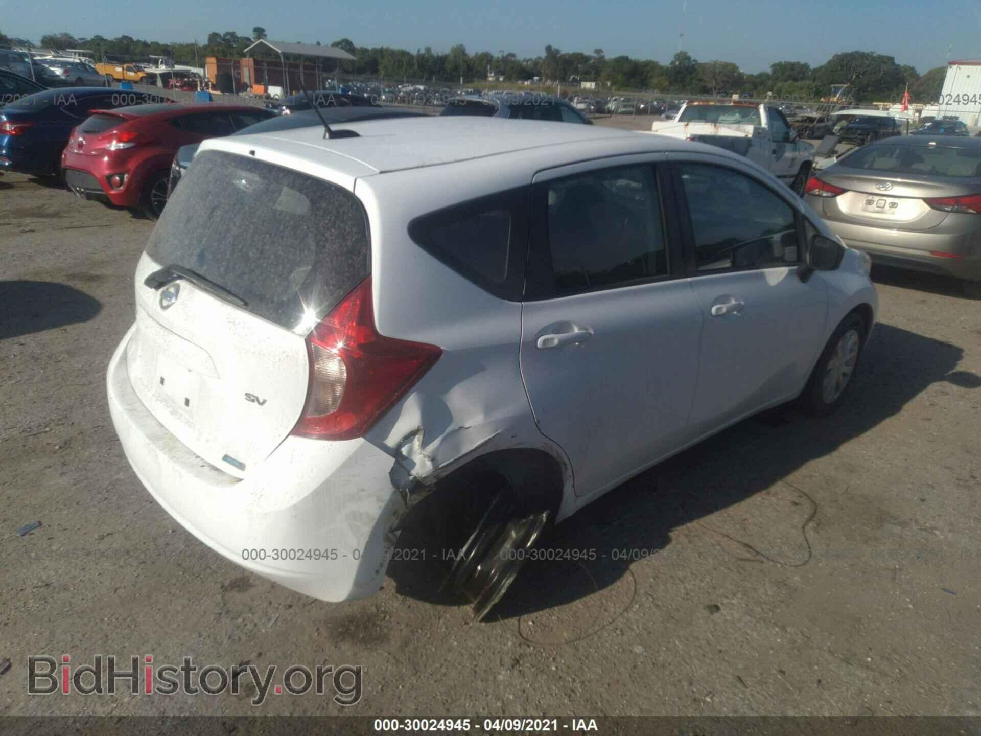 2016 NISSAN VERSA NOTE - VIN: 3N1CE2CP0GL370576 - Фото 4