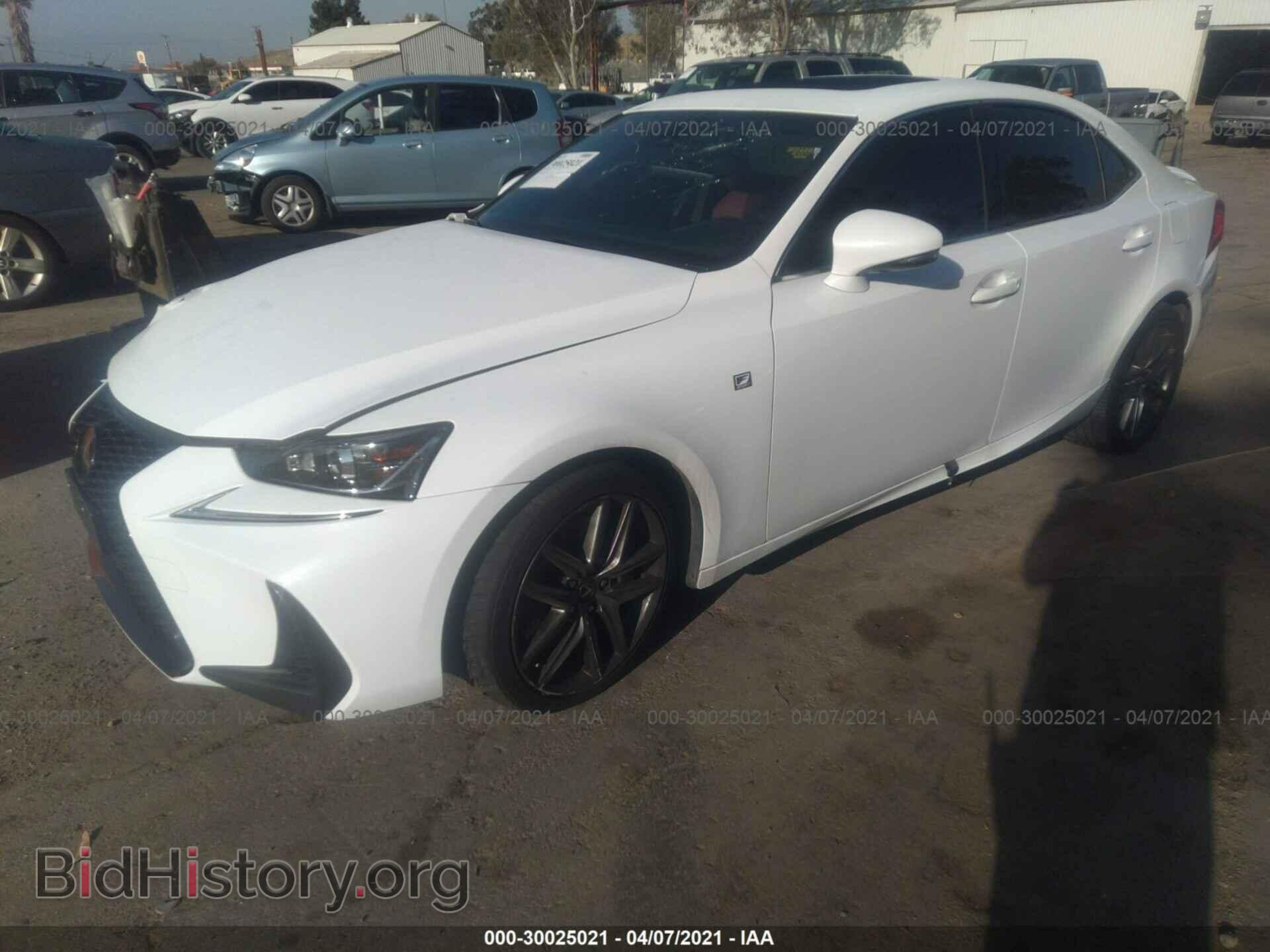 2017 LEXUS IS - VIN: JTHBA1D27H5040399 - Фото 2