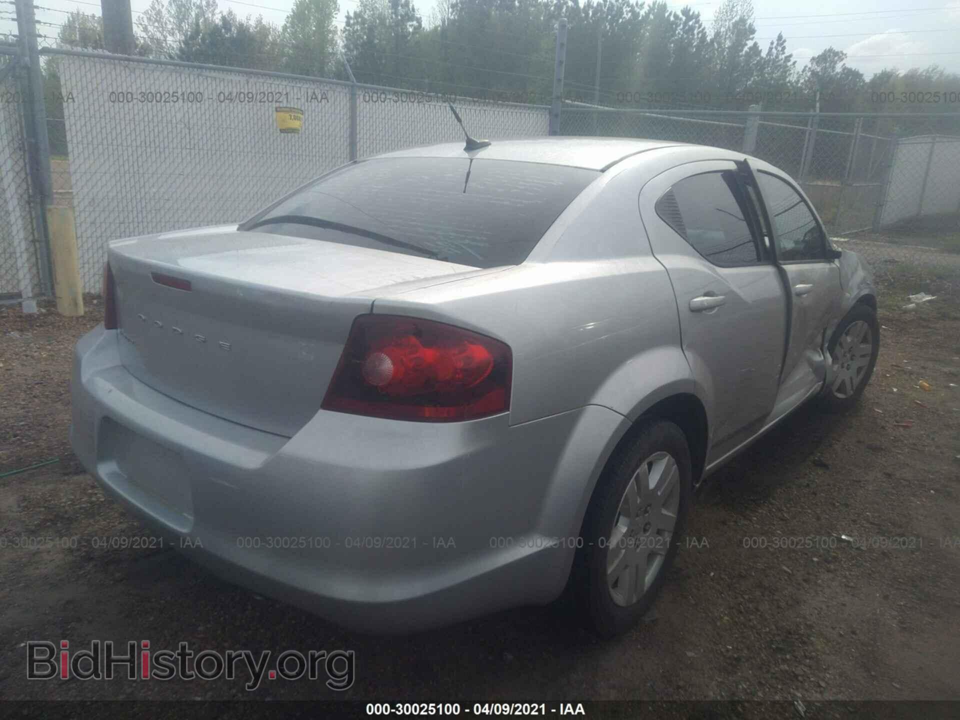 2011 DODGE AVENGER - VIN: 1B3BD4FB1BN563160 - Фото 4
