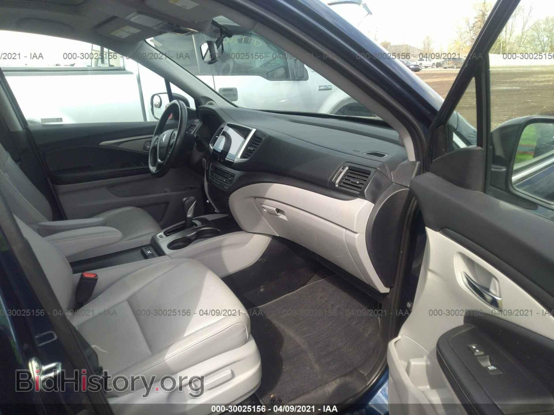 2019 HONDA RIDGELINE - VIN: 5FPYK3F60KB015619 - Фото 5